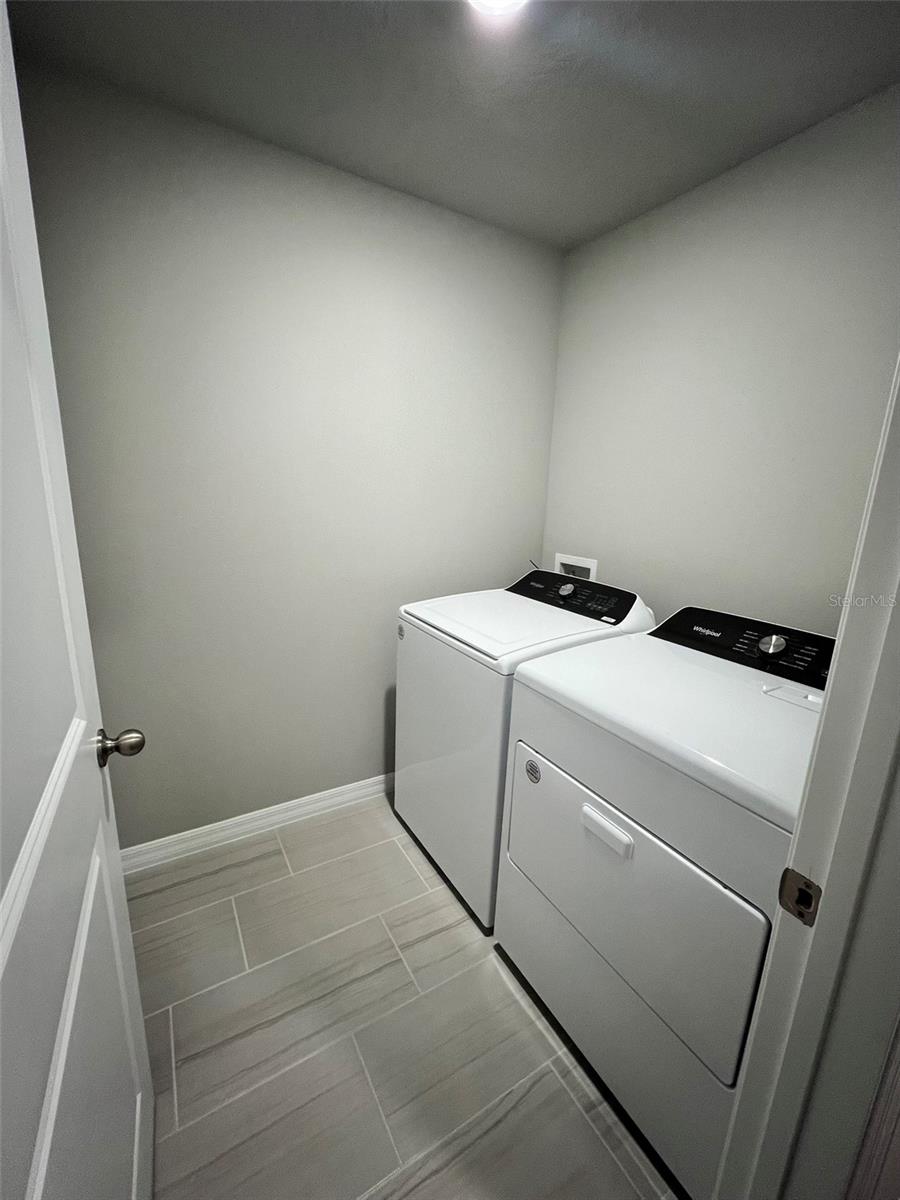 7693 IMAGINATION PL, WESLEY CHAPEL, FL, 33545