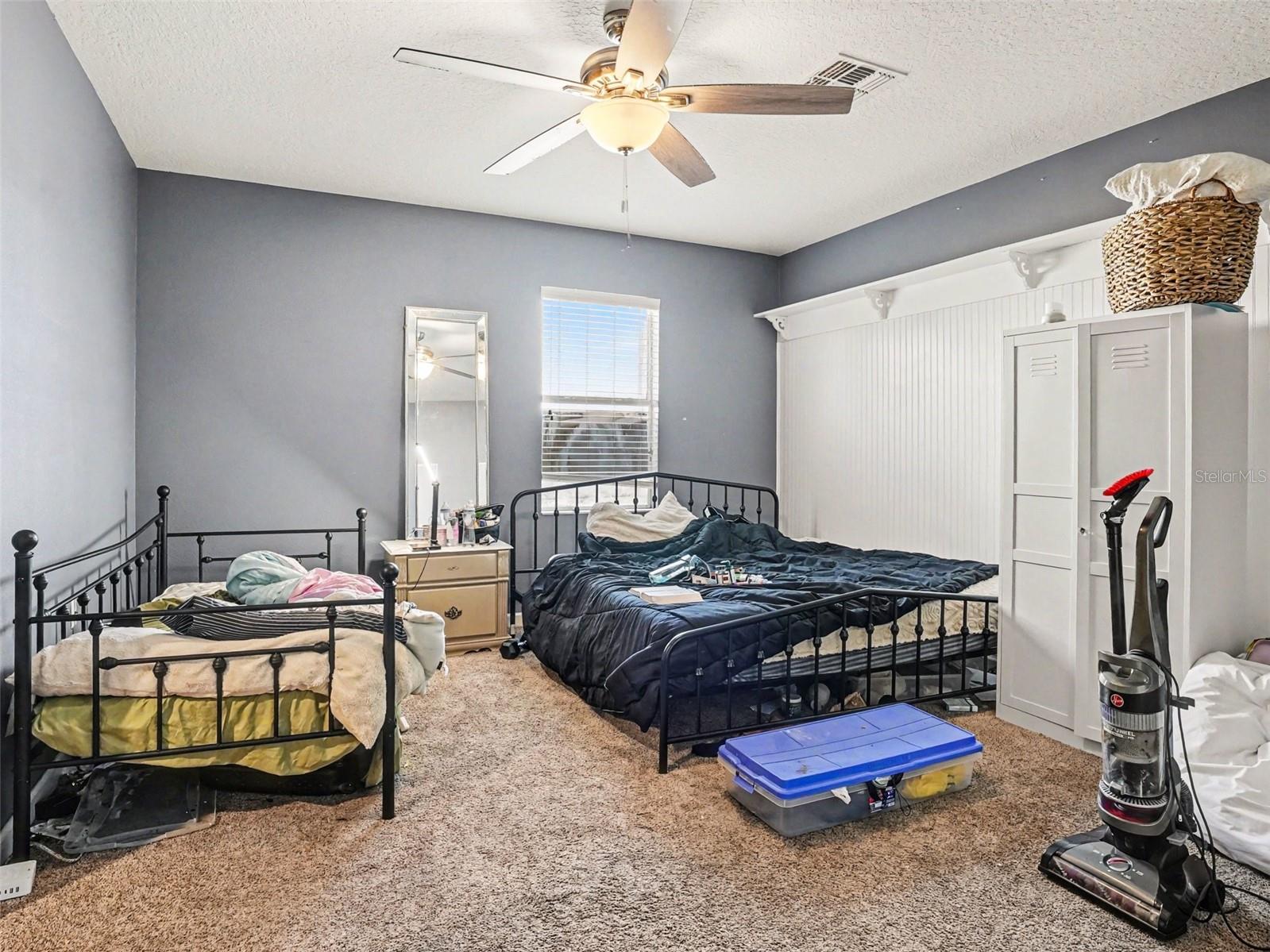 1042 HARMONY LN, CLERMONT, FL, 34711