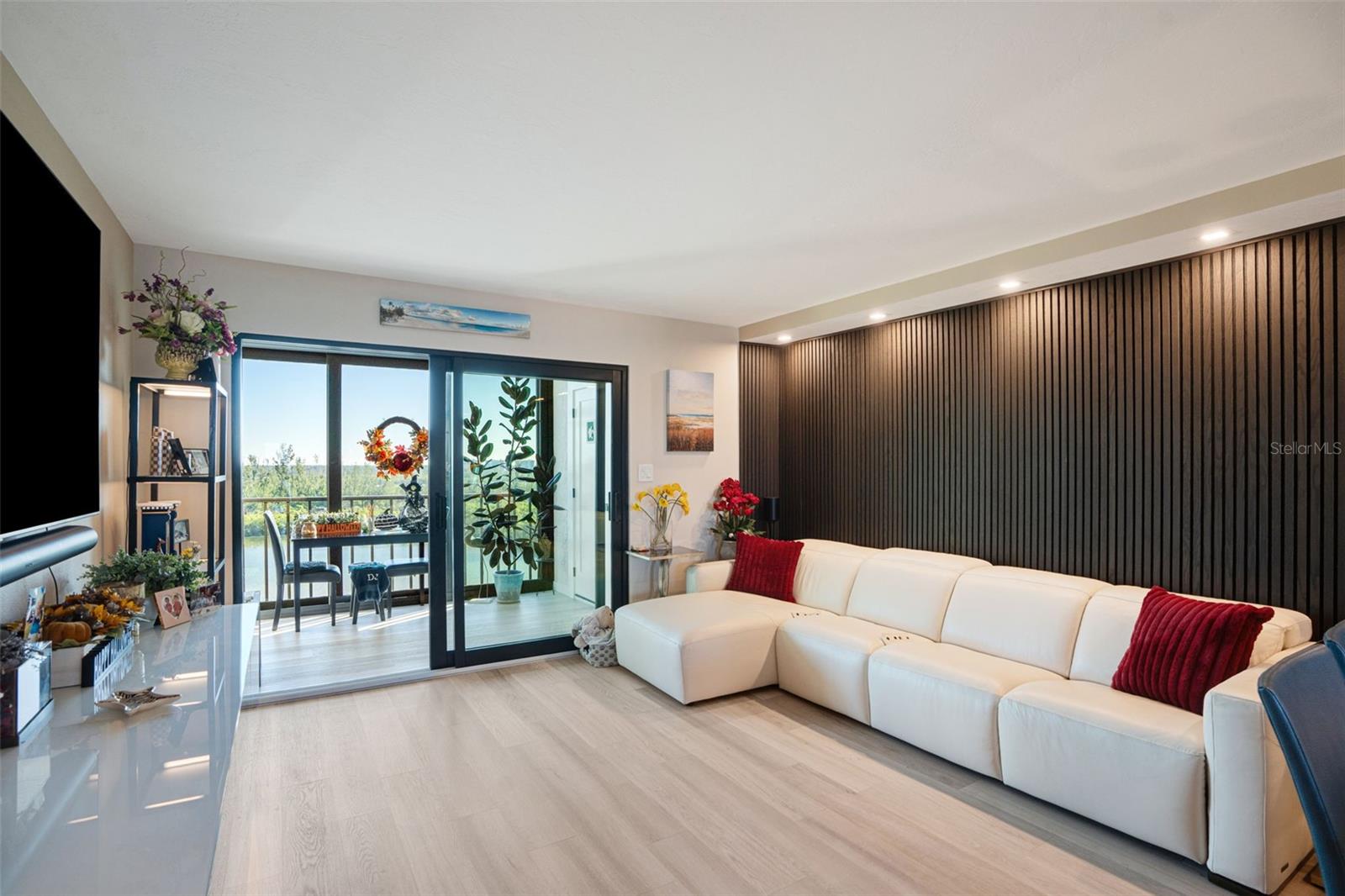 9397 MIDNIGHT PASS RD #905, SARASOTA, FL, 34242