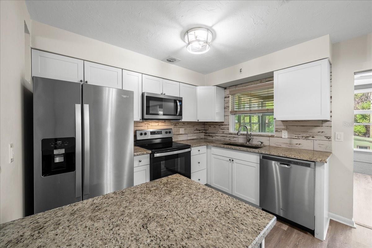 410 S ADAMS ST, BEVERLY HILLS, FL, 34465