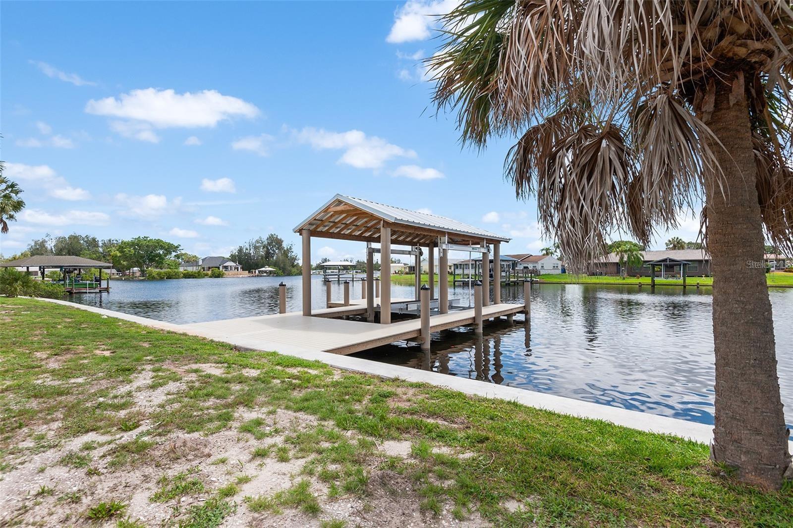 304 14TH ST SW, RUSKIN, FL, 33570