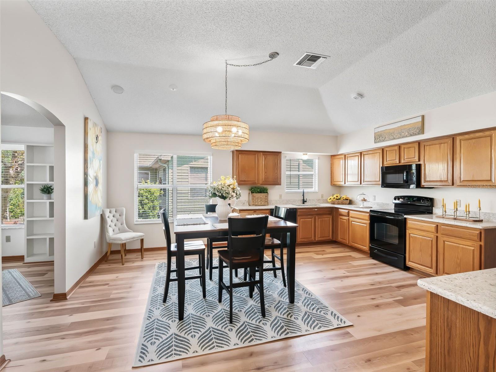 508 ALCAZAR CT, THE VILLAGES, FL, 32159