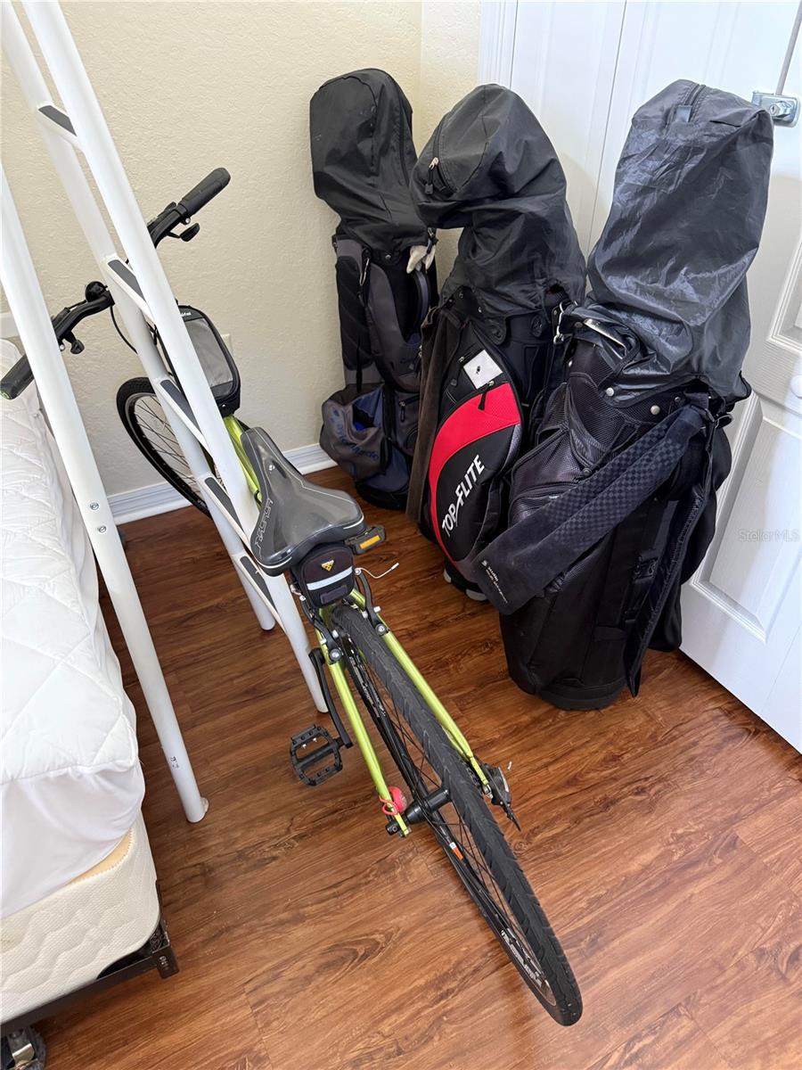 2068 SIFIELD GREENS WAY, SUN CITY CENTER, FL, 33573