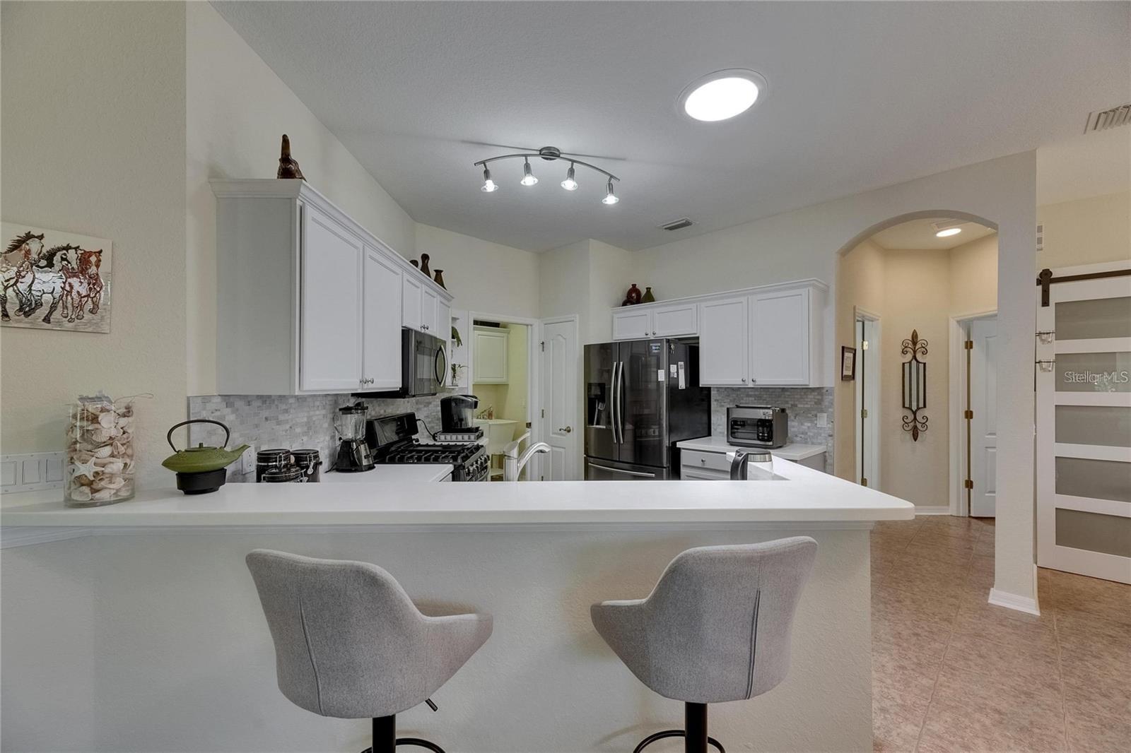 2068 SIFIELD GREENS WAY, SUN CITY CENTER, FL, 33573