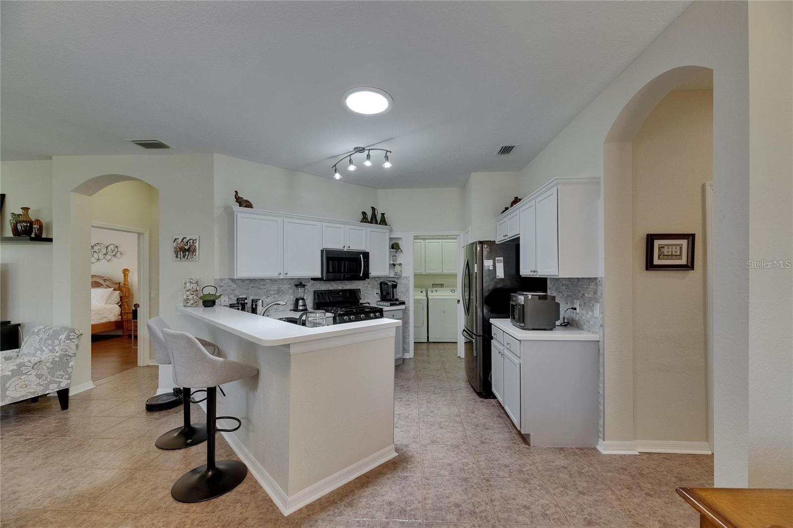 2068 SIFIELD GREENS WAY, SUN CITY CENTER, FL, 33573