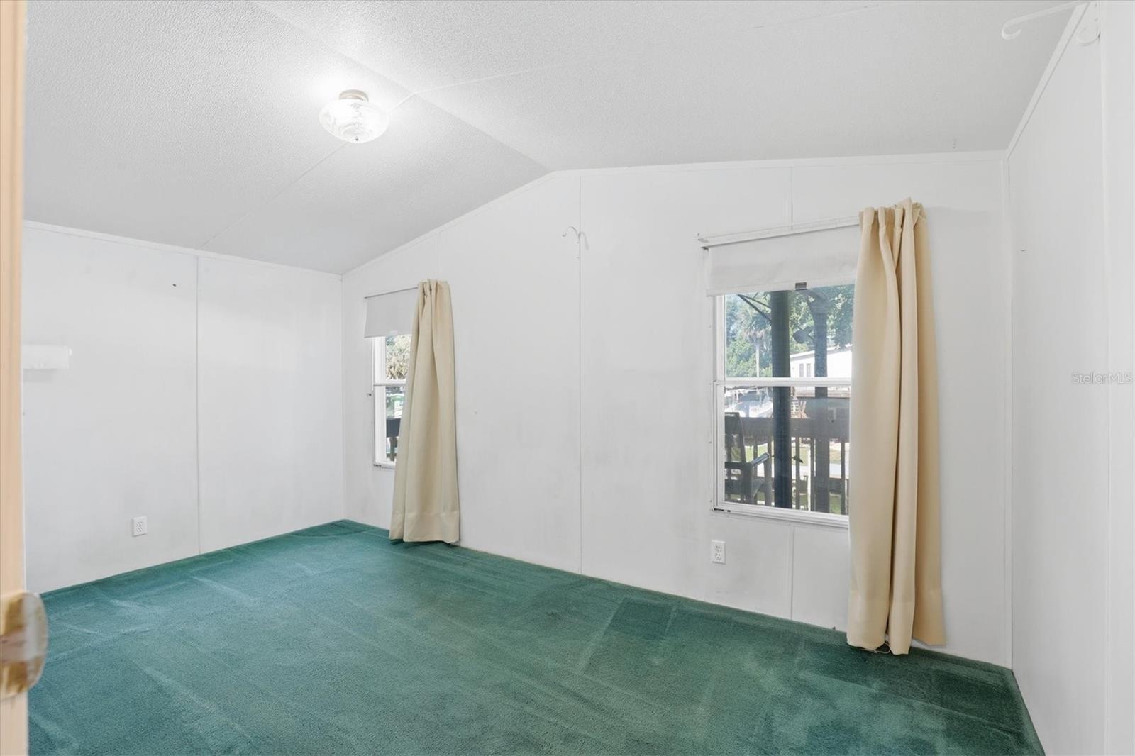 6169 WAVERLY RD, WEEKI WACHEE, FL, 34607