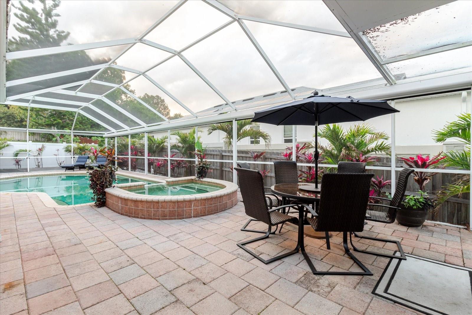 715 ROLLING HILLS DR, PALM HARBOR, FL, 34683