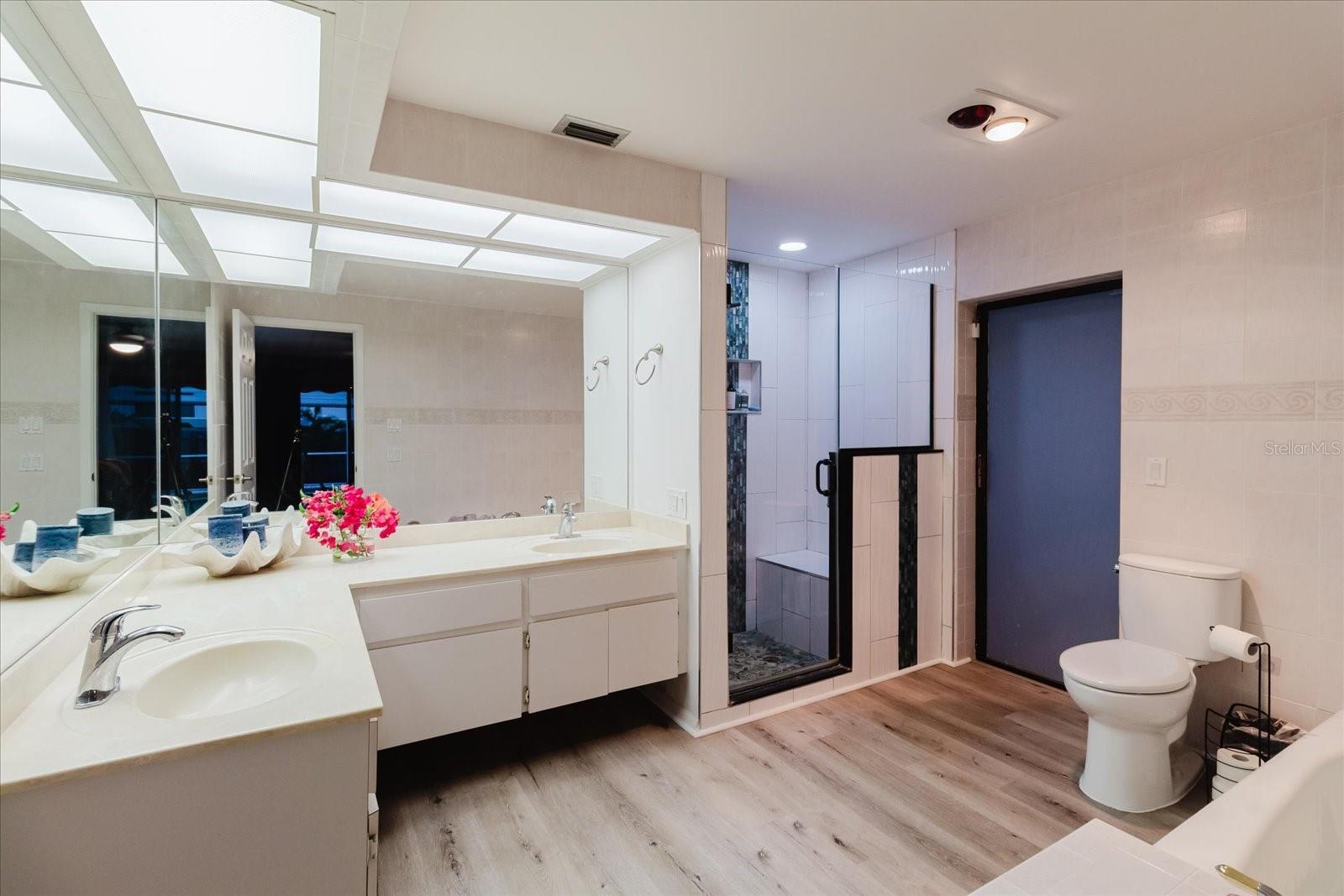 715 ROLLING HILLS DR, PALM HARBOR, FL, 34683