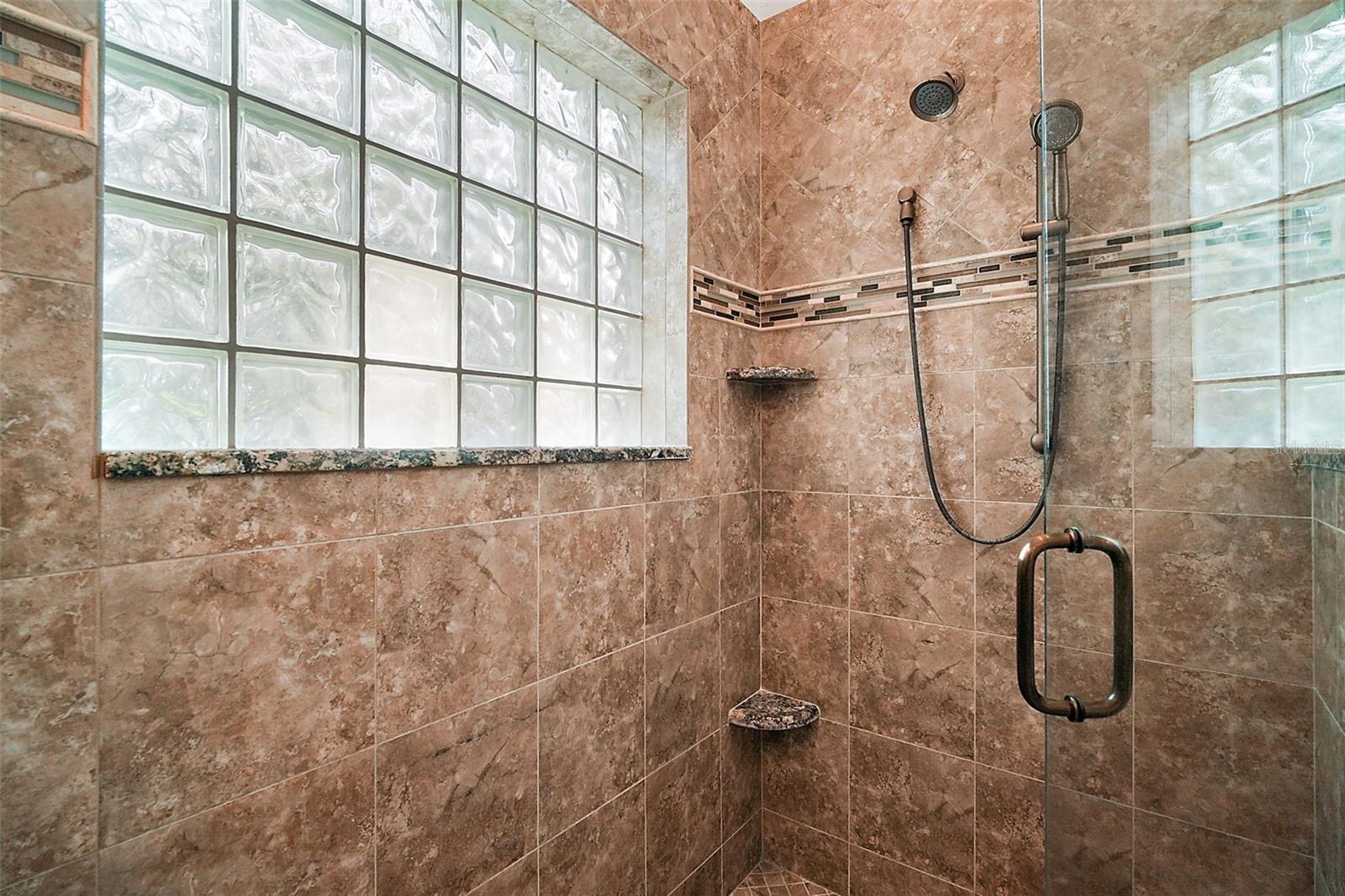 11106 OAKSHORE LN, CLERMONT, FL, 34711