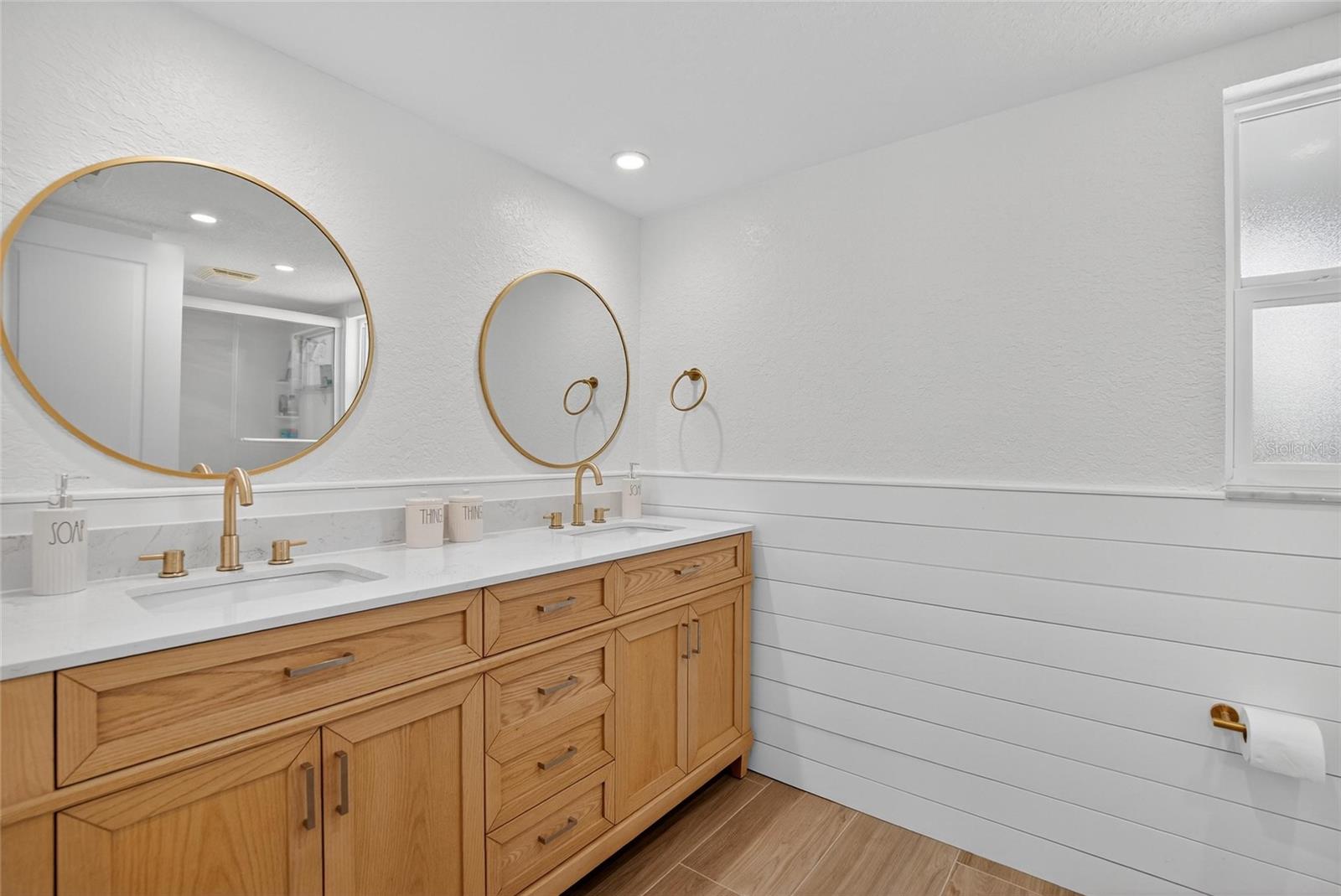 6337 COCOA LN, APOLLO BEACH, FL, 33572