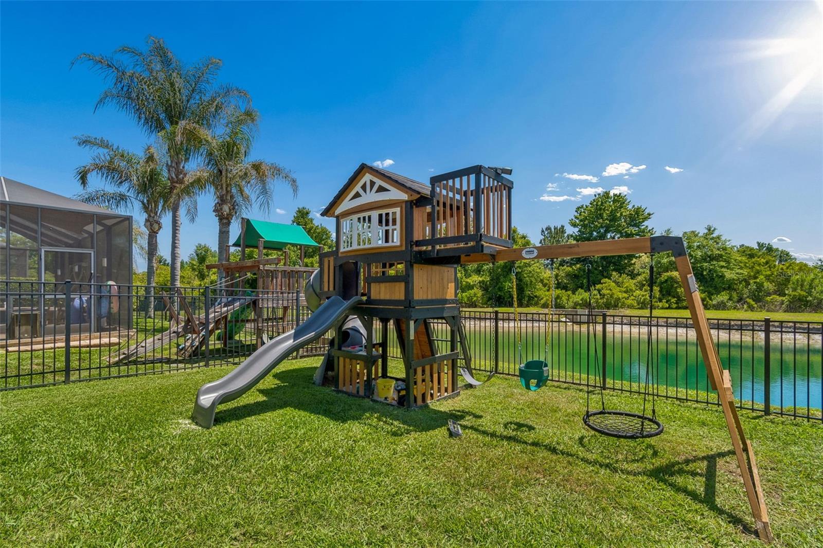 2336 NESSLEWOOD DR, WESLEY CHAPEL, FL, 33543