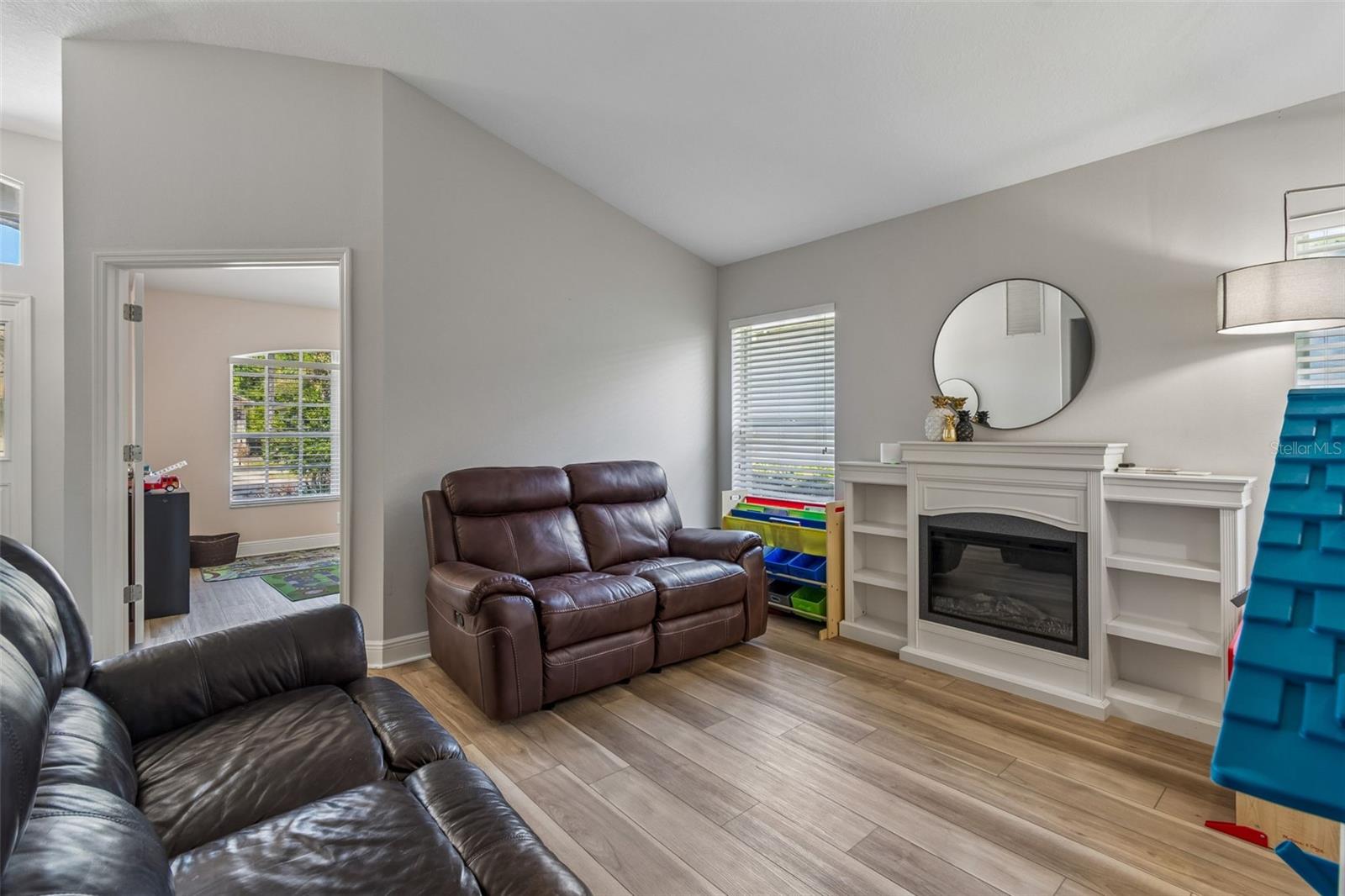 2336 NESSLEWOOD DR, WESLEY CHAPEL, FL, 33543