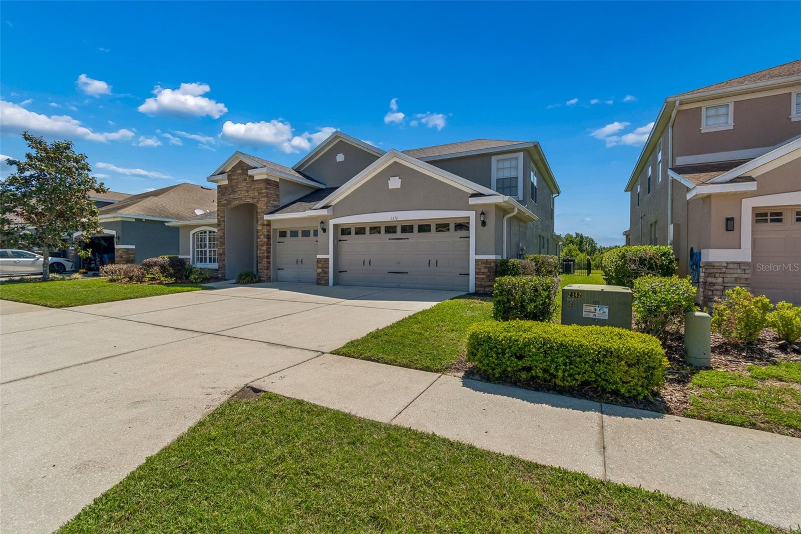 2336 NESSLEWOOD DR, WESLEY CHAPEL, FL, 33543