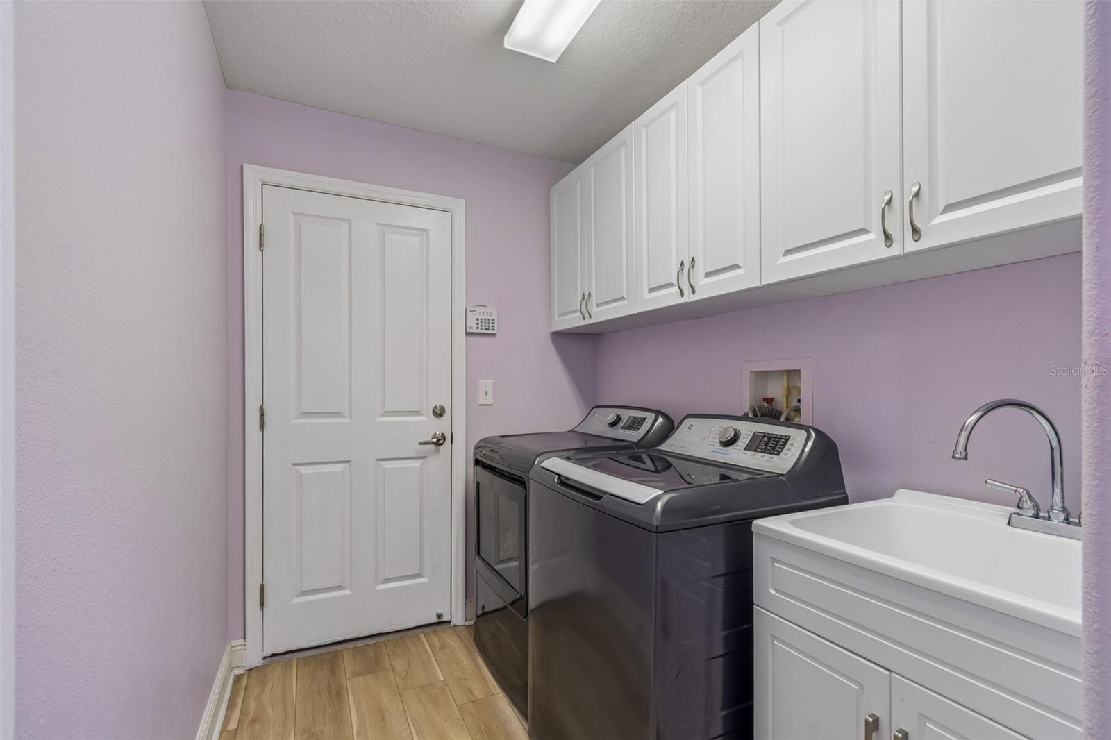 2336 NESSLEWOOD DR, WESLEY CHAPEL, FL, 33543