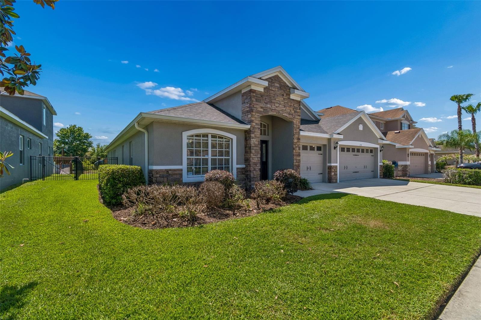 2336 NESSLEWOOD DR, WESLEY CHAPEL, FL, 33543