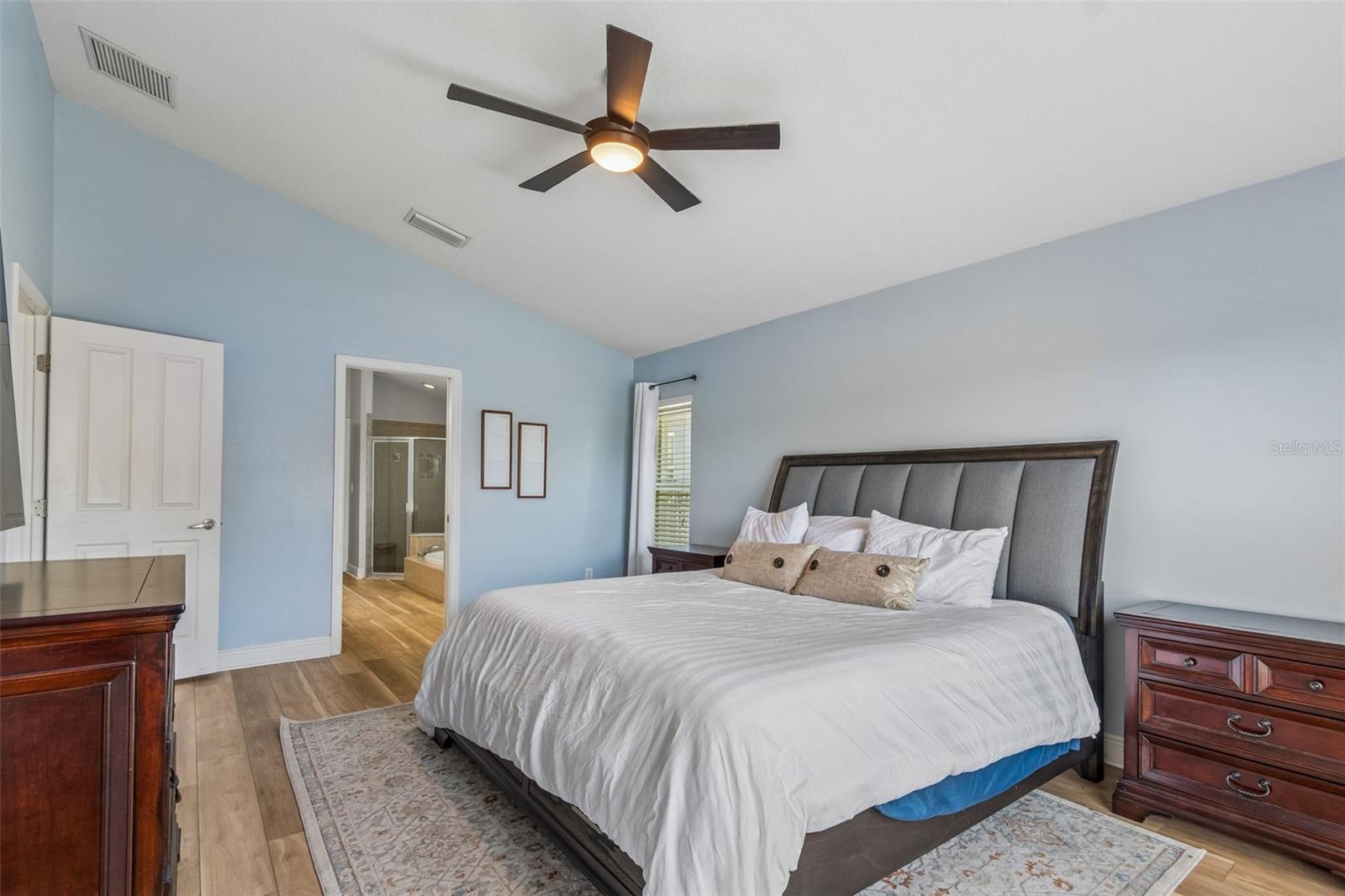 2336 NESSLEWOOD DR, WESLEY CHAPEL, FL, 33543