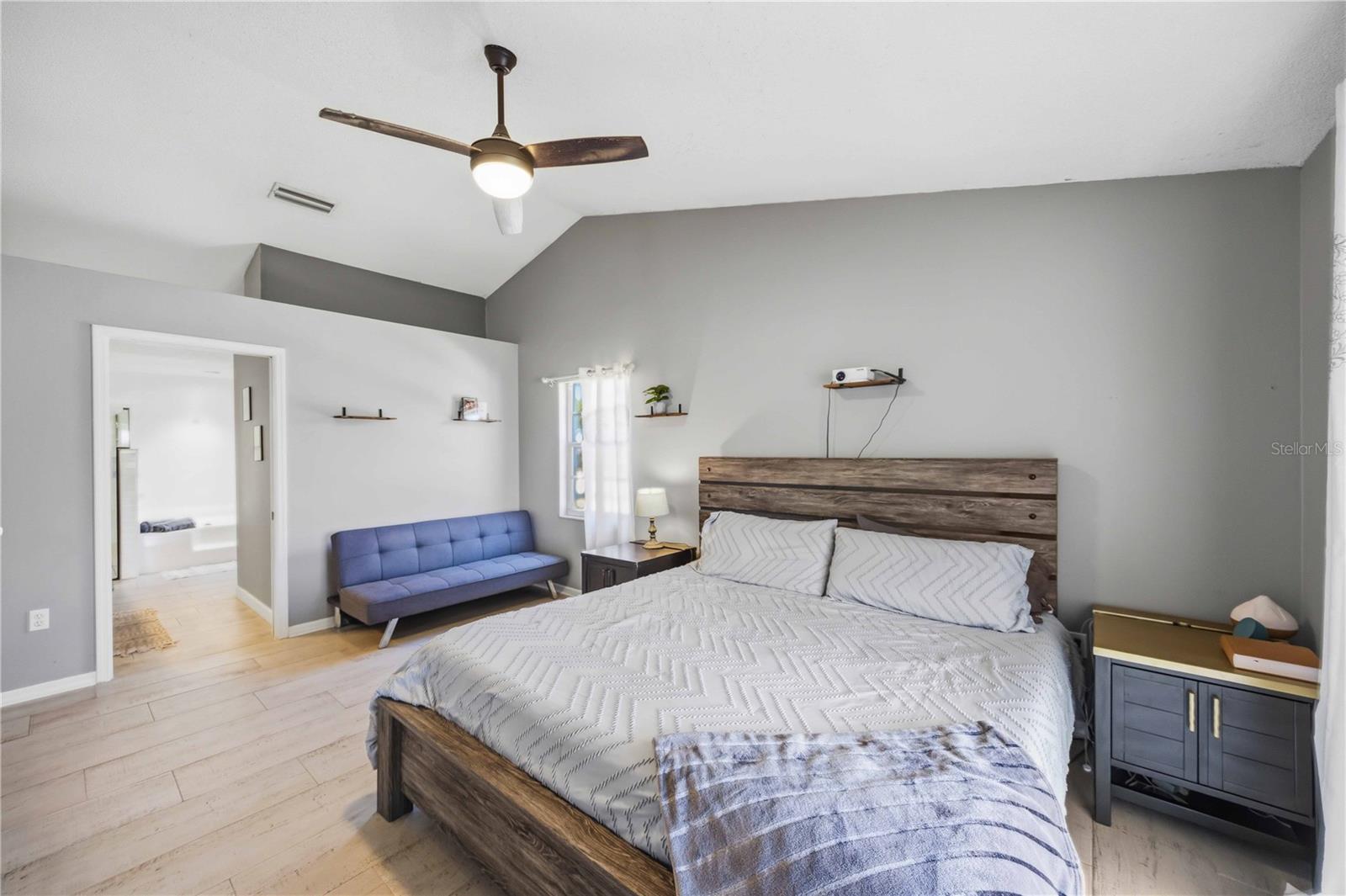 4851 HAMLETS GROVE DR, SARASOTA, FL, 34235