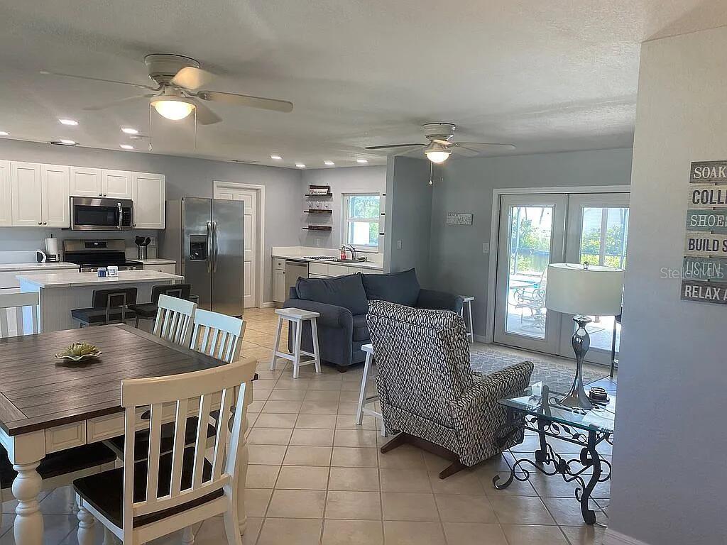 18414 BURKHOLDER CIR, PORT CHARLOTTE, FL, 33948