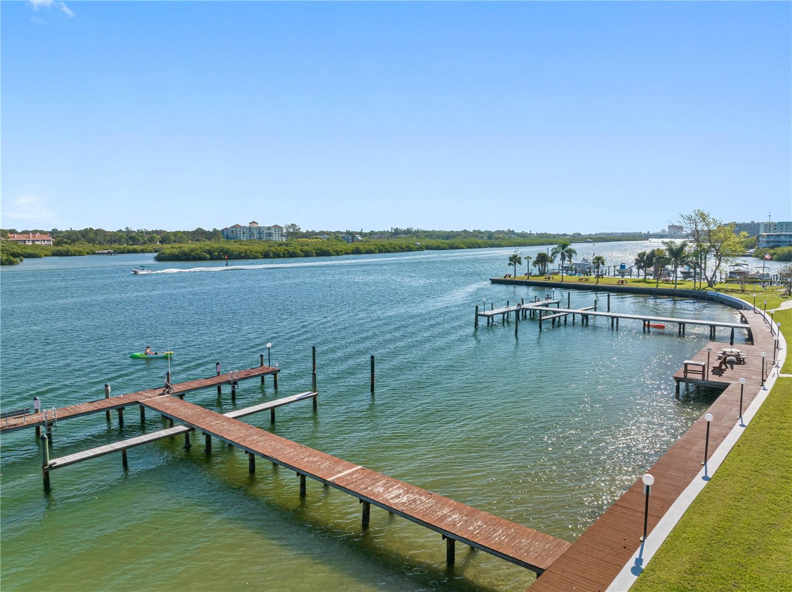 19701 GULF BLVD #307, INDIAN SHORES, FL, 33785