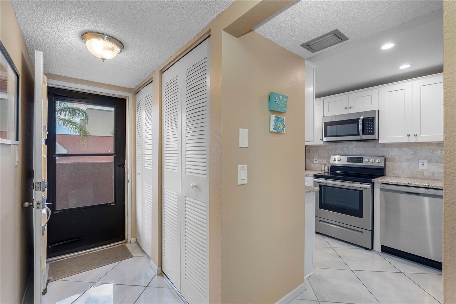 19701 GULF BLVD #307, INDIAN SHORES, FL, 33785