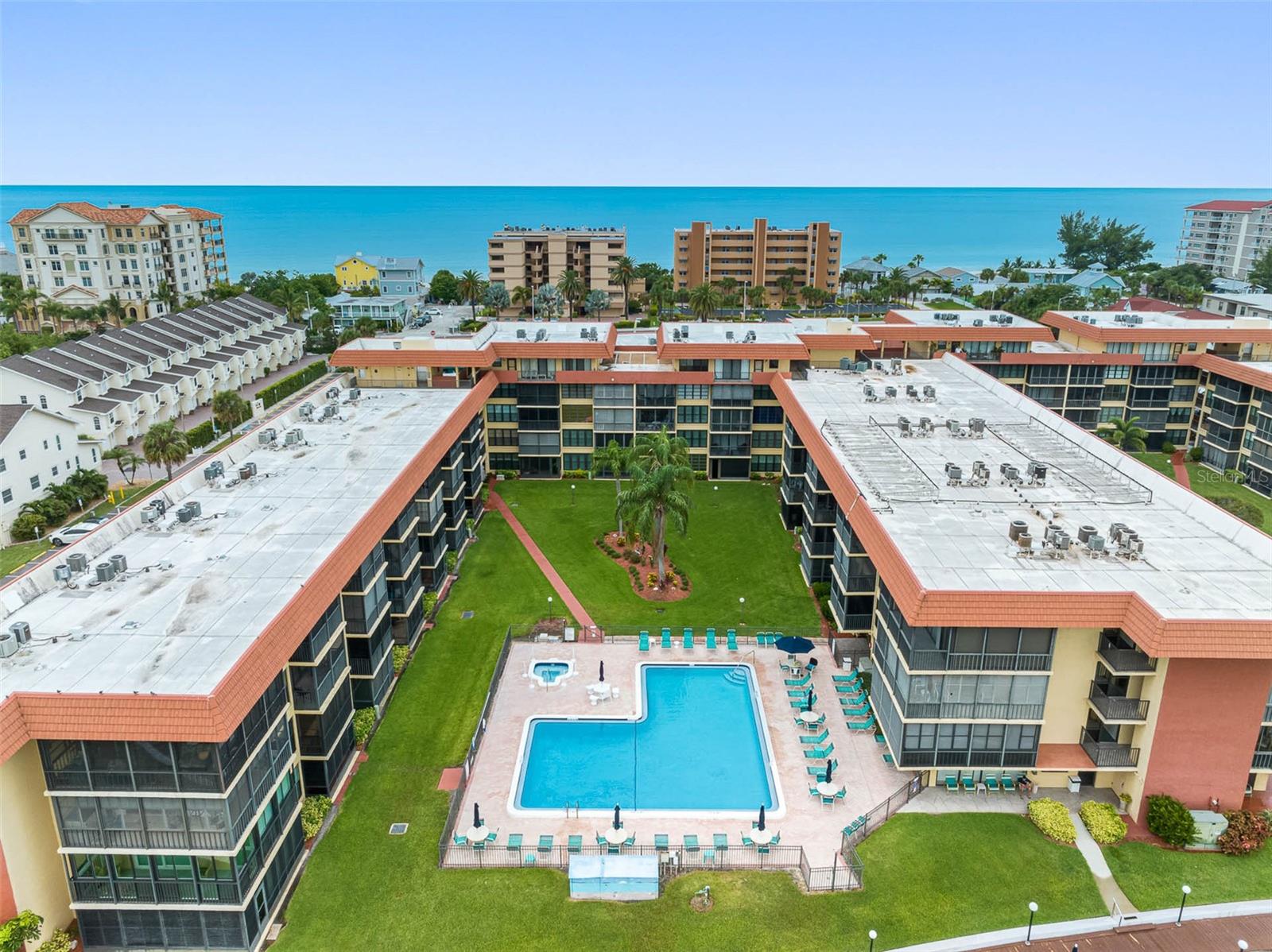 19701 GULF BLVD #307, INDIAN SHORES, FL, 33785