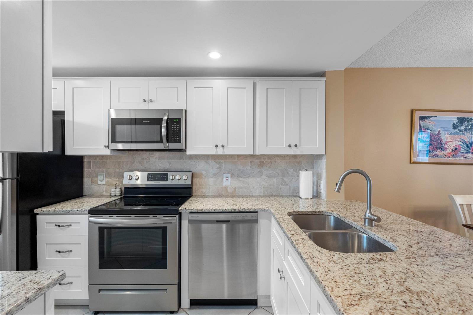 19701 GULF BLVD #307, INDIAN SHORES, FL, 33785