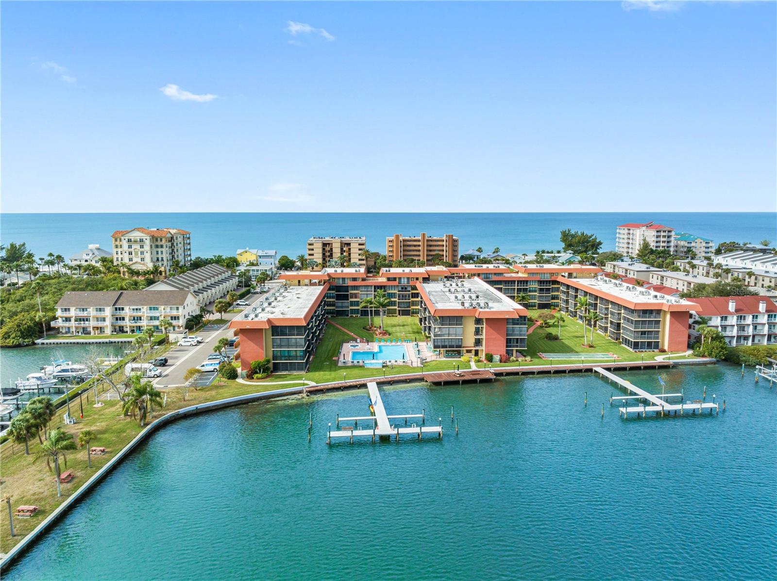 19701 GULF BLVD #307, INDIAN SHORES, FL, 33785