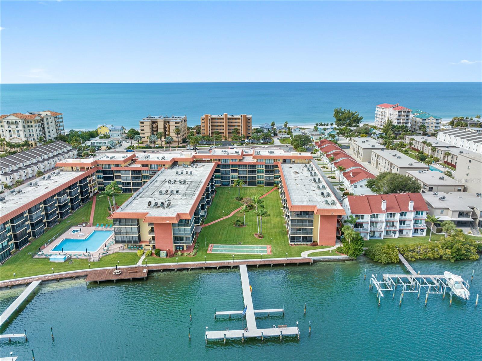 19701 GULF BLVD #307, INDIAN SHORES, FL, 33785