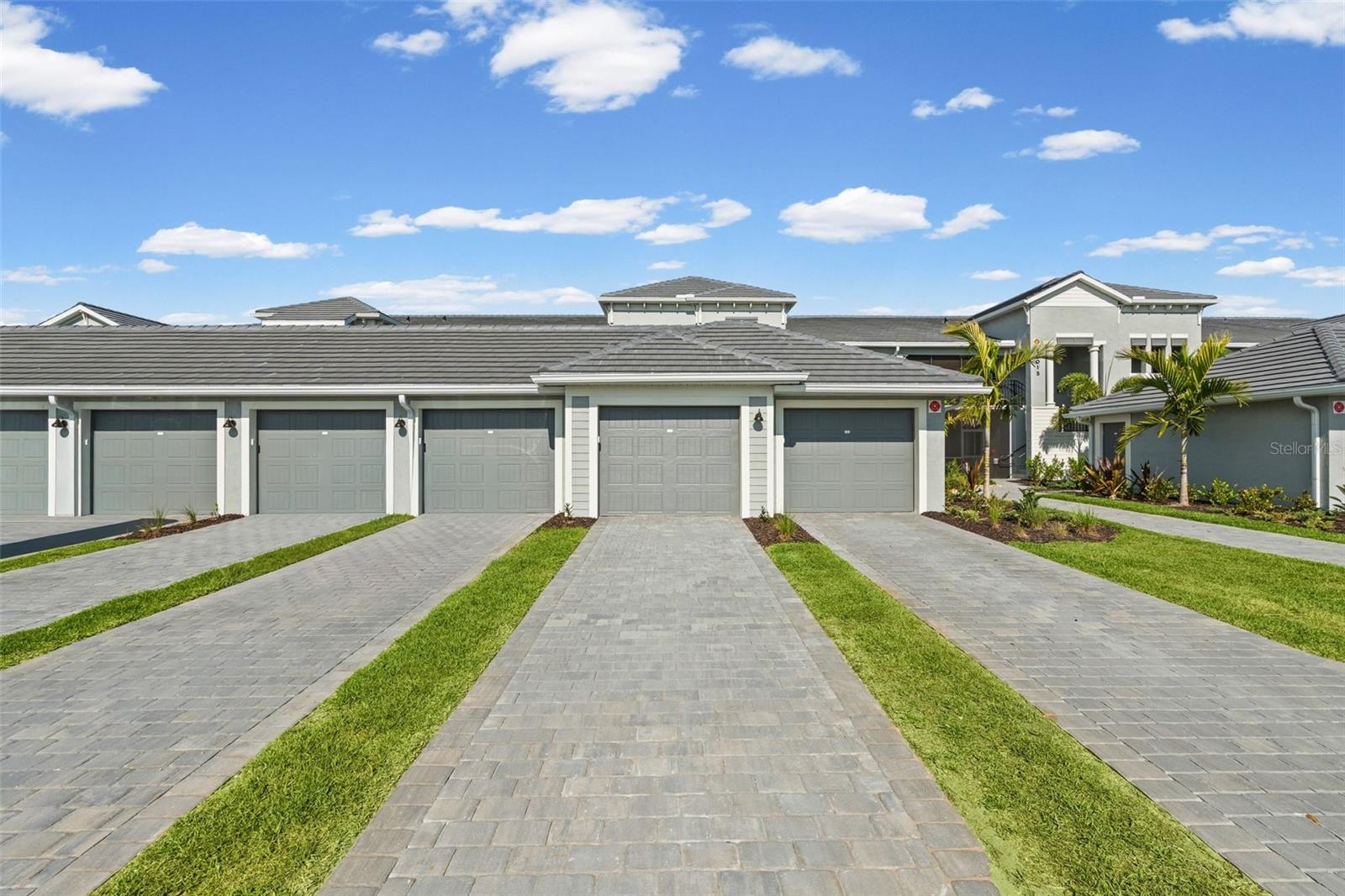 19015 SCALLOP LOOP #104, LAKEWOOD RANCH, FL, 34211