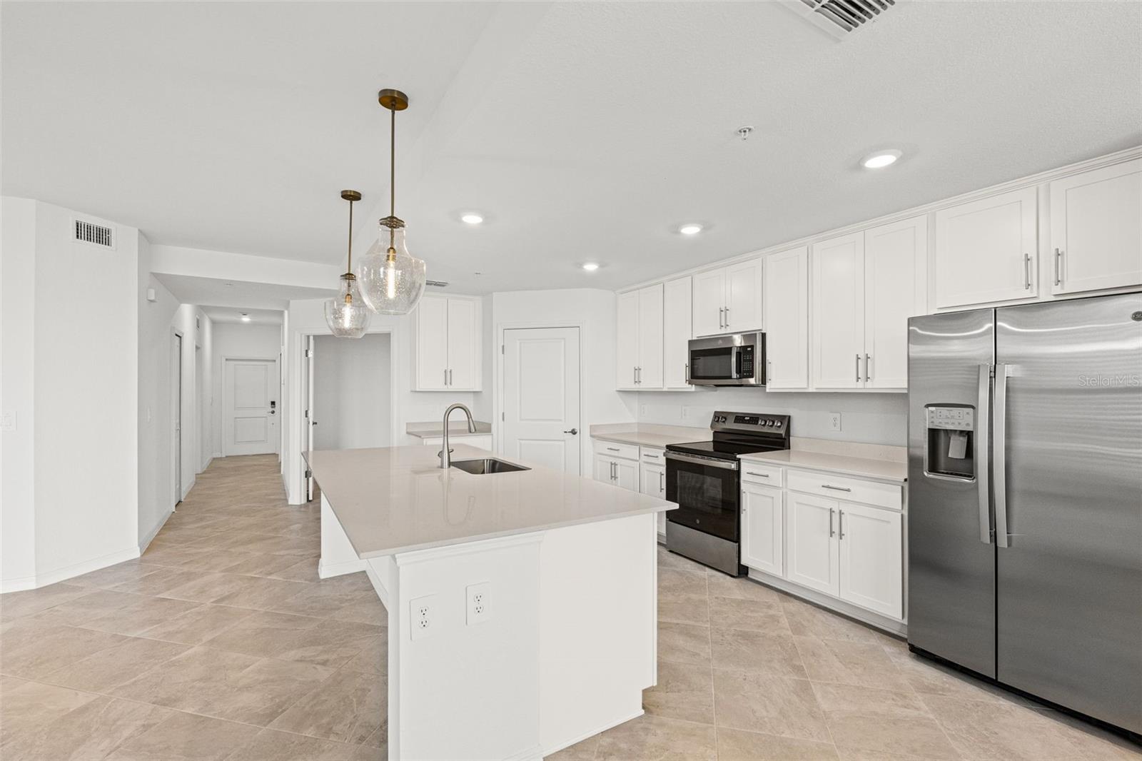 19015 SCALLOP LOOP #104, LAKEWOOD RANCH, FL, 34211