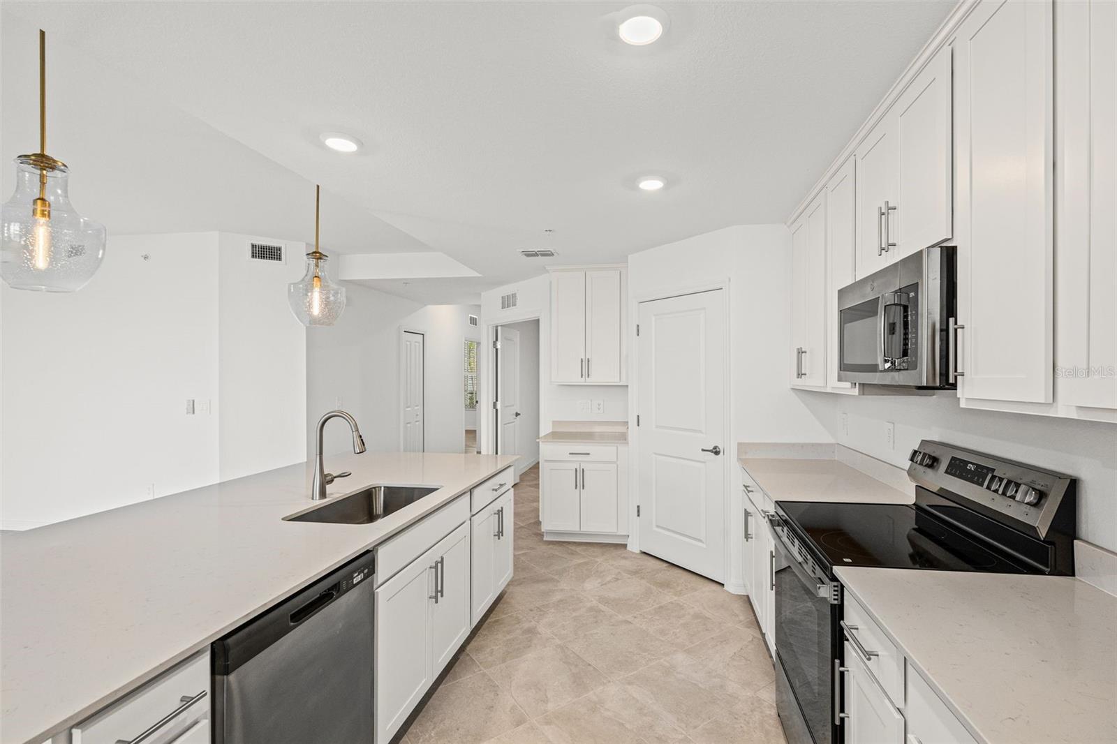 19015 SCALLOP LOOP #104, LAKEWOOD RANCH, FL, 34211