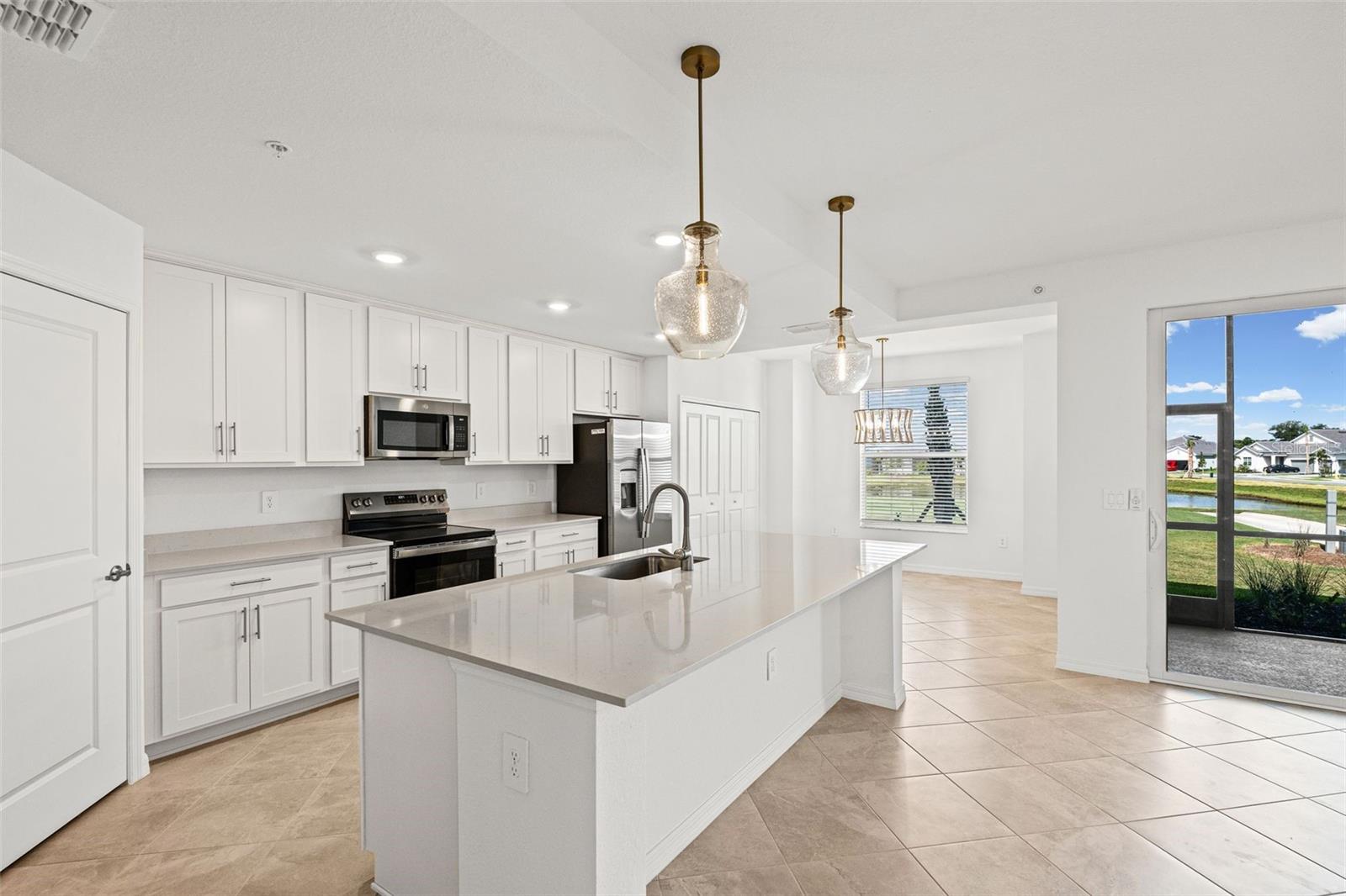 19015 SCALLOP LOOP #104, LAKEWOOD RANCH, FL, 34211