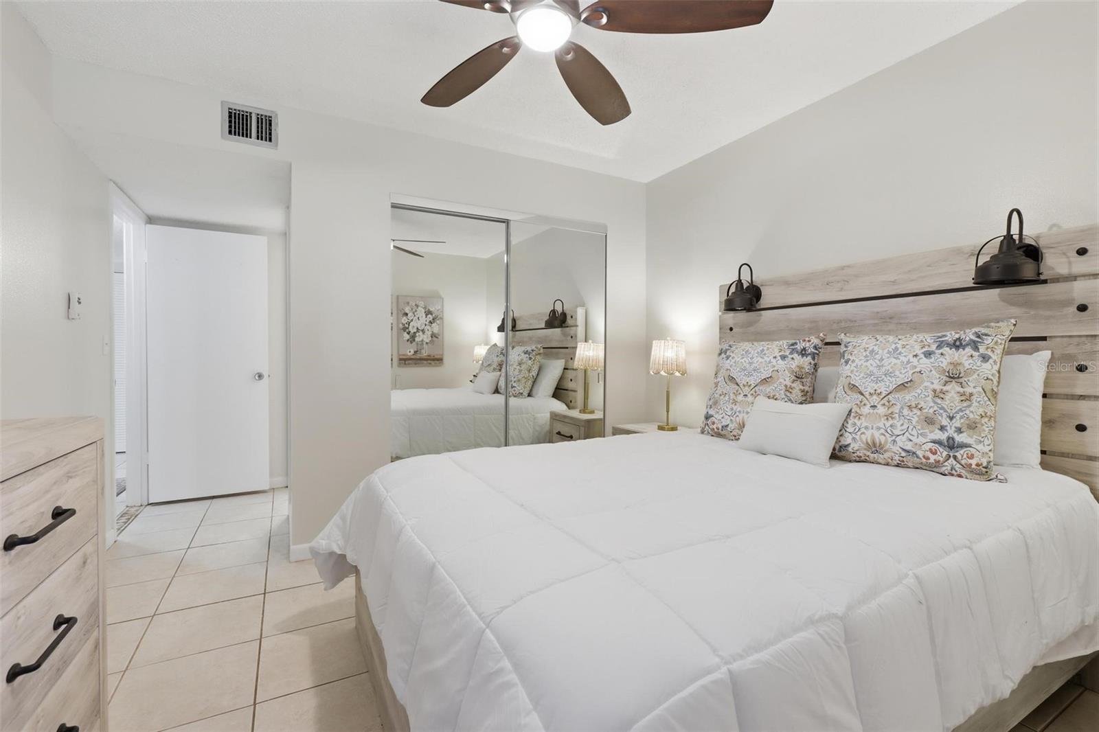 120 HIBISCUS WOODS CT #6C, DELTONA, FL, 32725