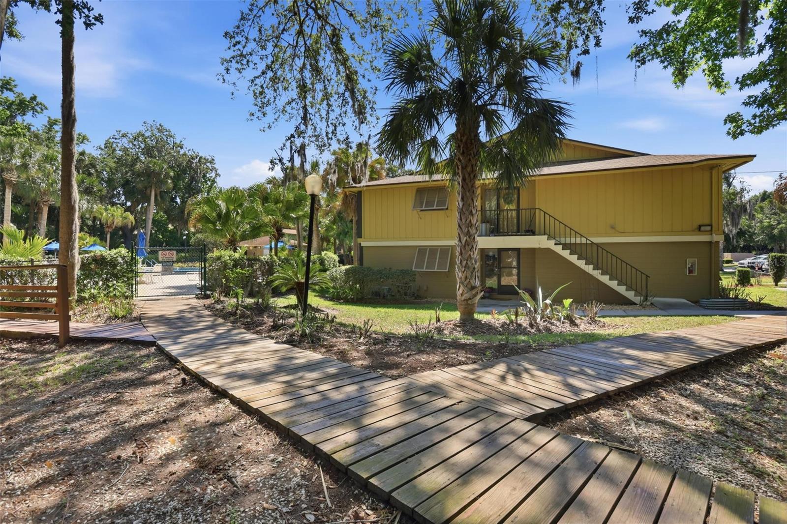 120 HIBISCUS WOODS CT #6C, DELTONA, FL, 32725