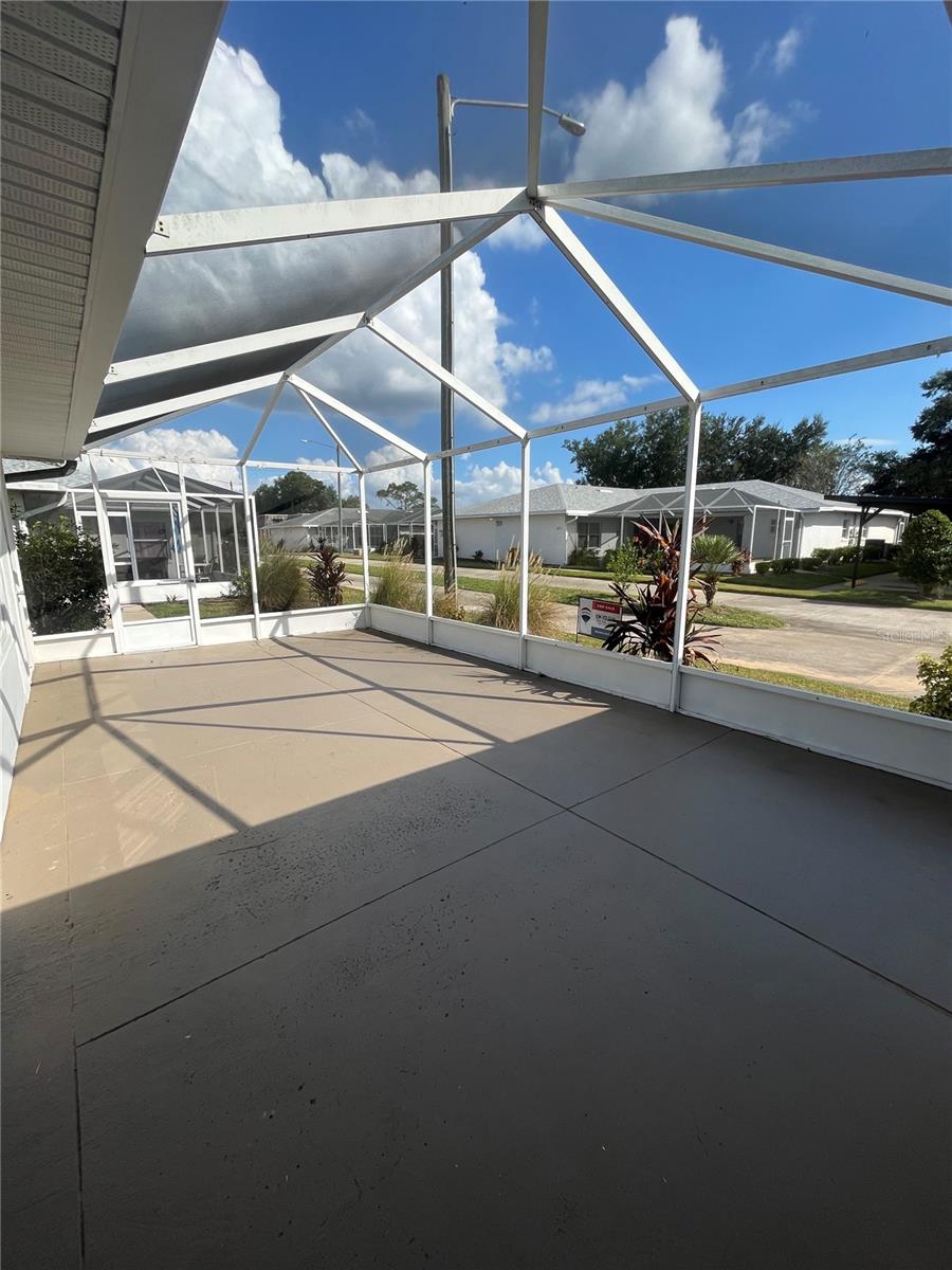 1111 APPLE TER, LEESBURG, FL, 34748