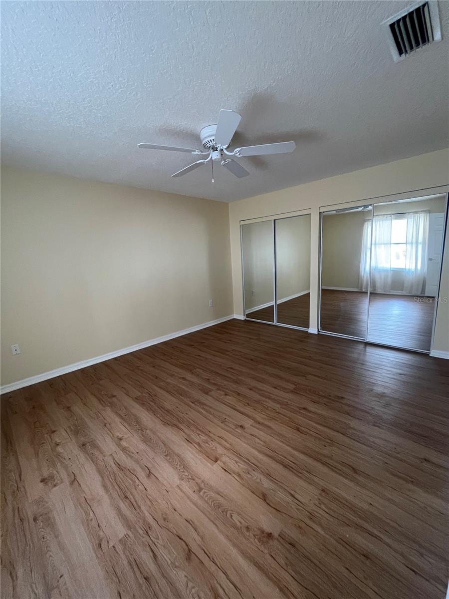 1111 APPLE TER, LEESBURG, FL, 34748