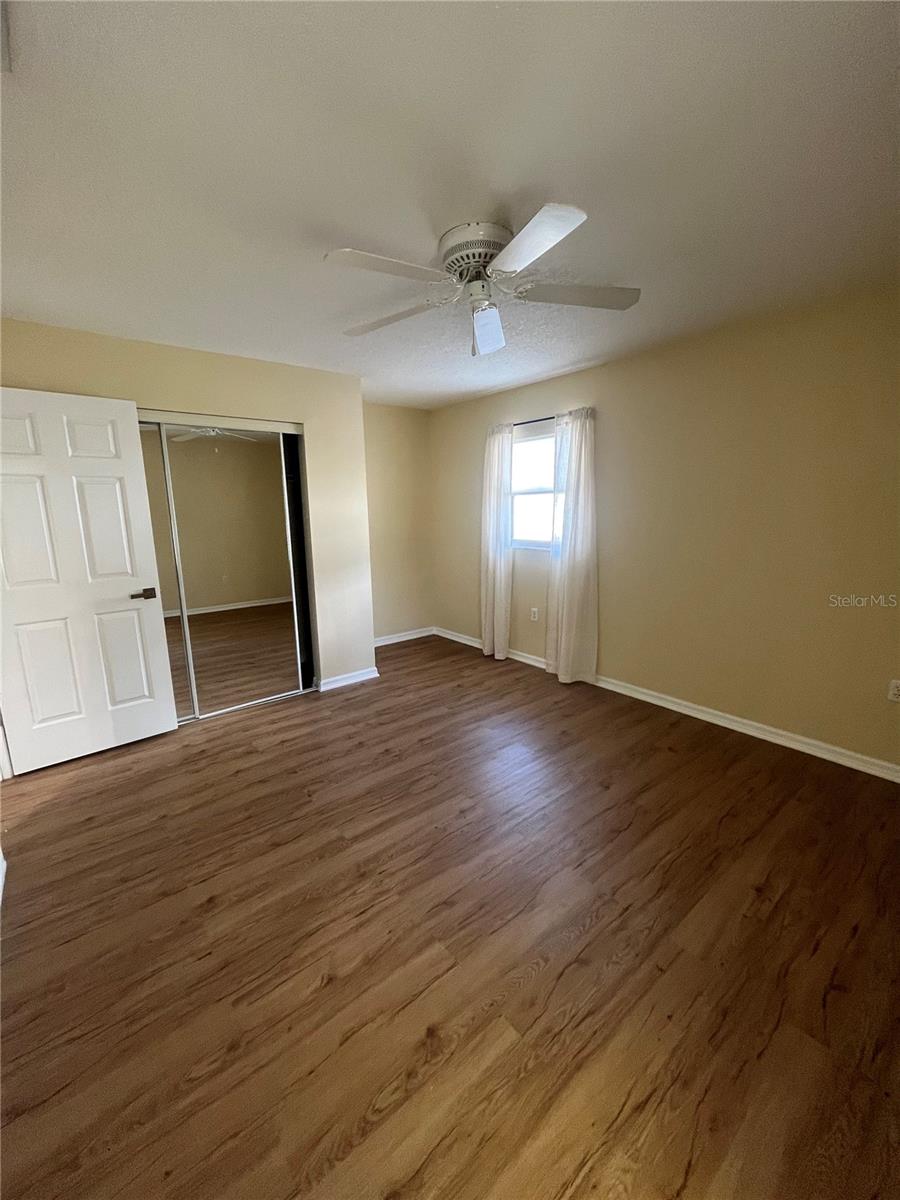 1111 APPLE TER, LEESBURG, FL, 34748