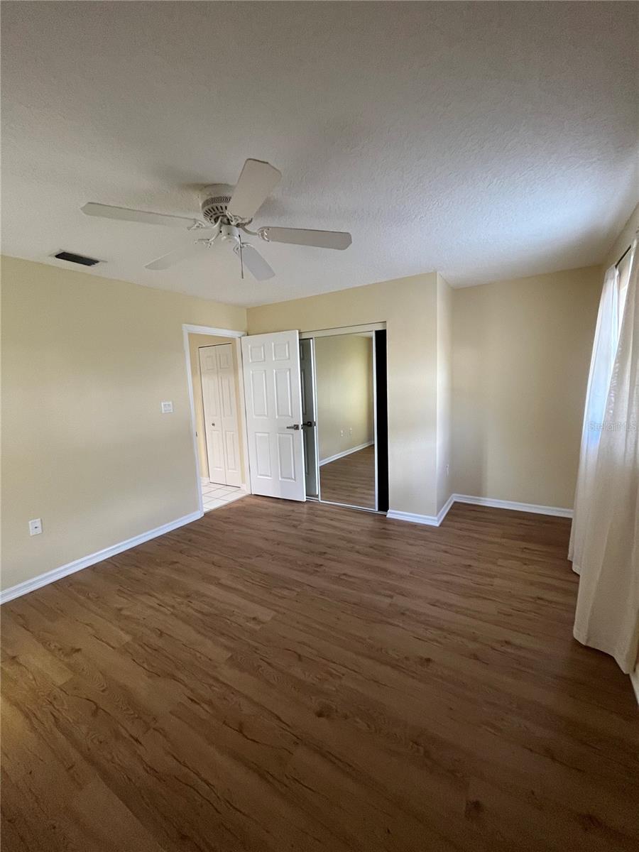 1111 APPLE TER, LEESBURG, FL, 34748