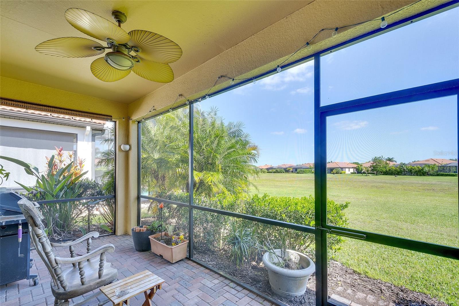 10221 LOCH LOMOND DR, BRADENTON, FL, 34211