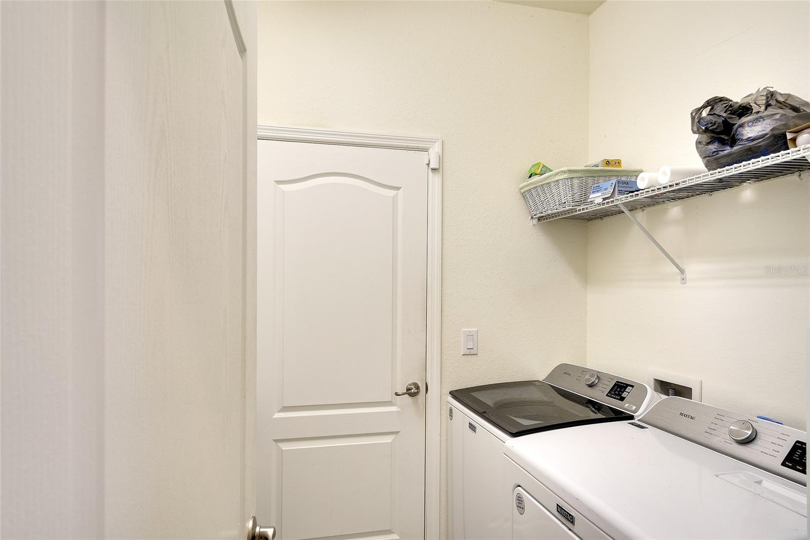 10221 LOCH LOMOND DR, BRADENTON, FL, 34211