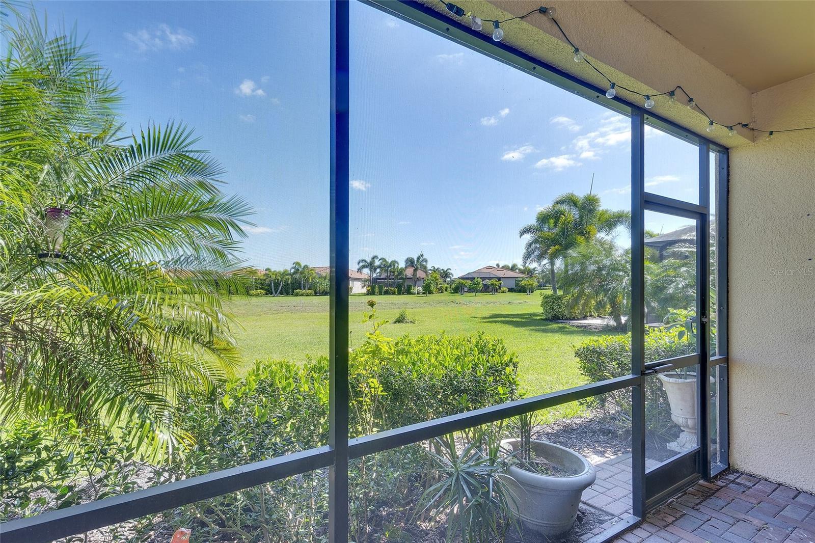 10221 LOCH LOMOND DR, BRADENTON, FL, 34211