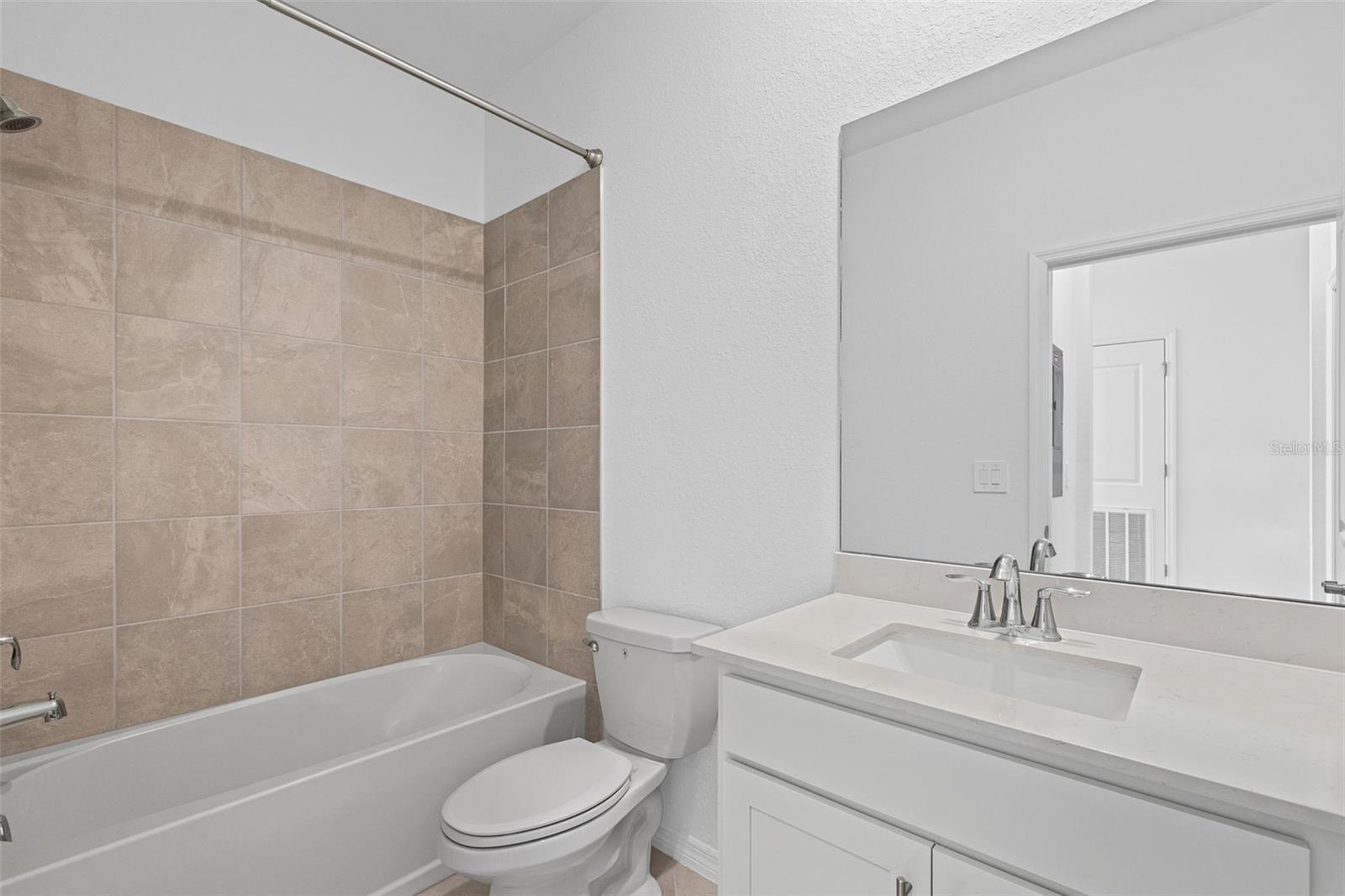 19140 SCALLOP LOOP #401, BRADENTON, FL, 34211