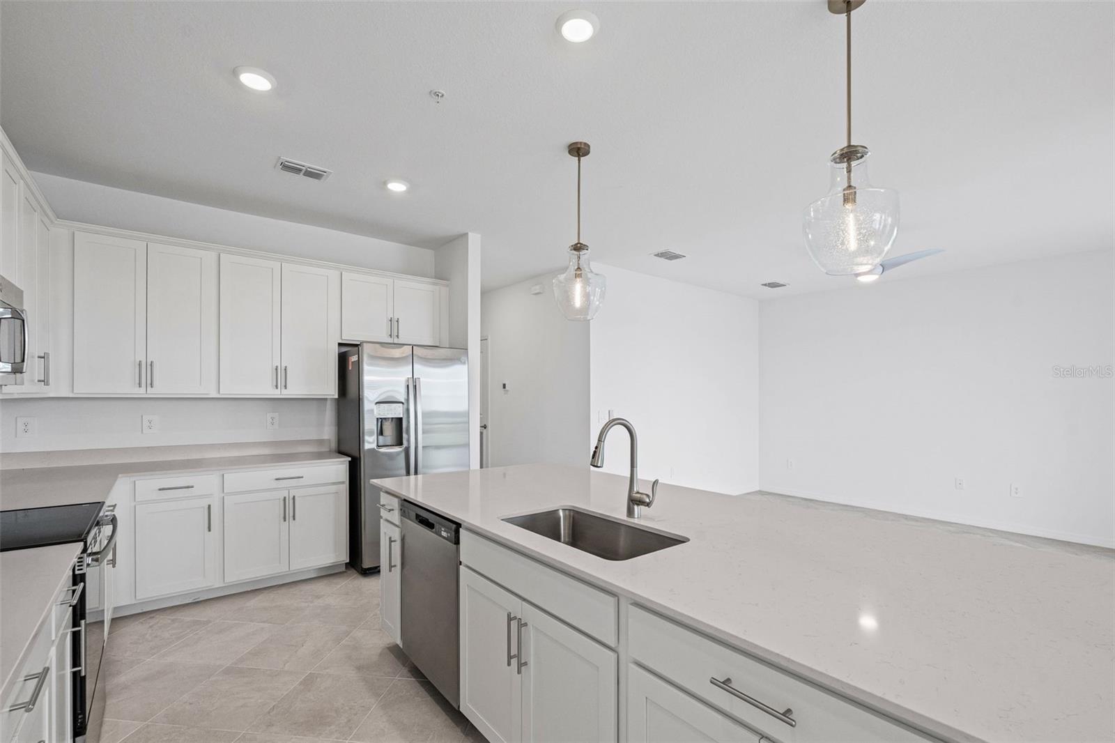 19140 SCALLOP LOOP #401, BRADENTON, FL, 34211