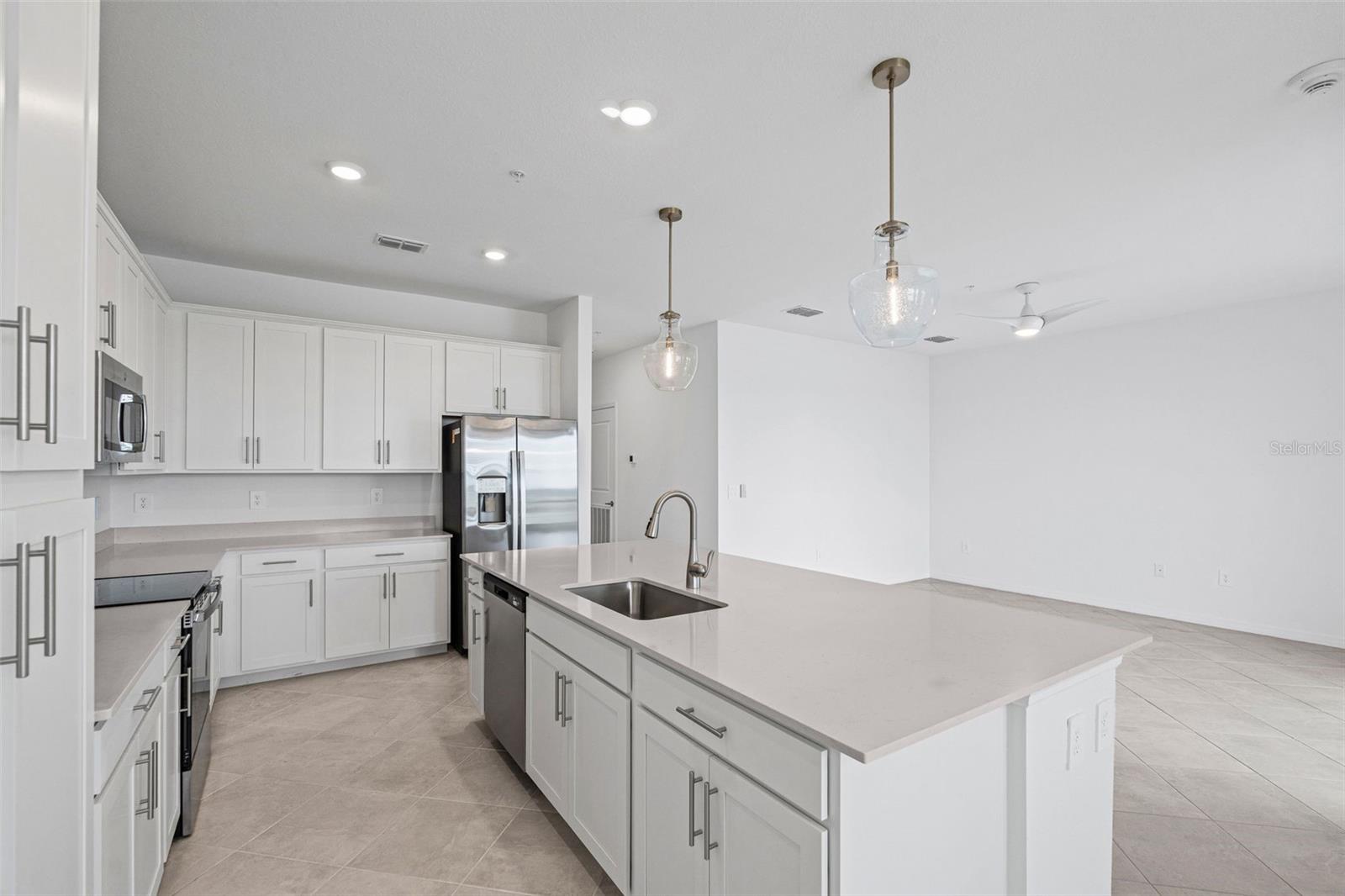 19140 SCALLOP LOOP #401, BRADENTON, FL, 34211