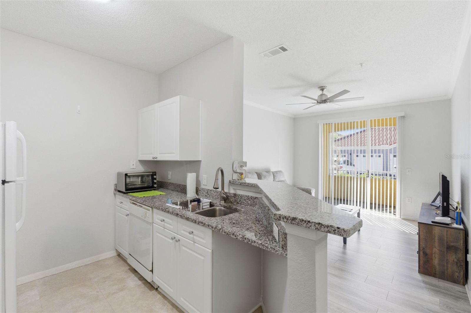 18001 RICHMOND PLACE DR #613, TAMPA, FL, 33647