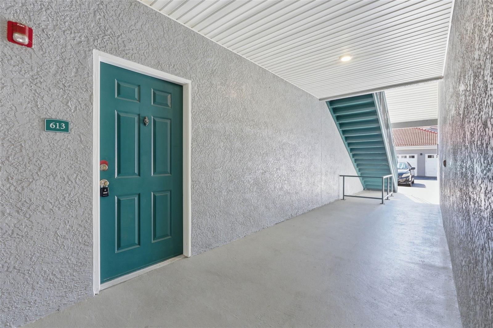 18001 RICHMOND PLACE DR #613, TAMPA, FL, 33647