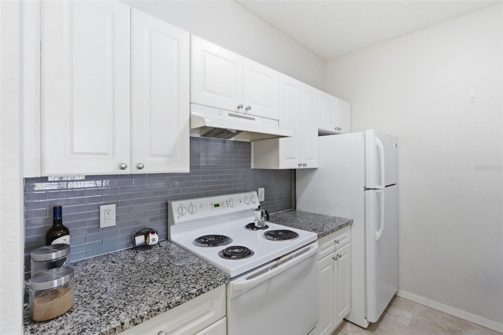 18001 RICHMOND PLACE DR #613, TAMPA, FL, 33647