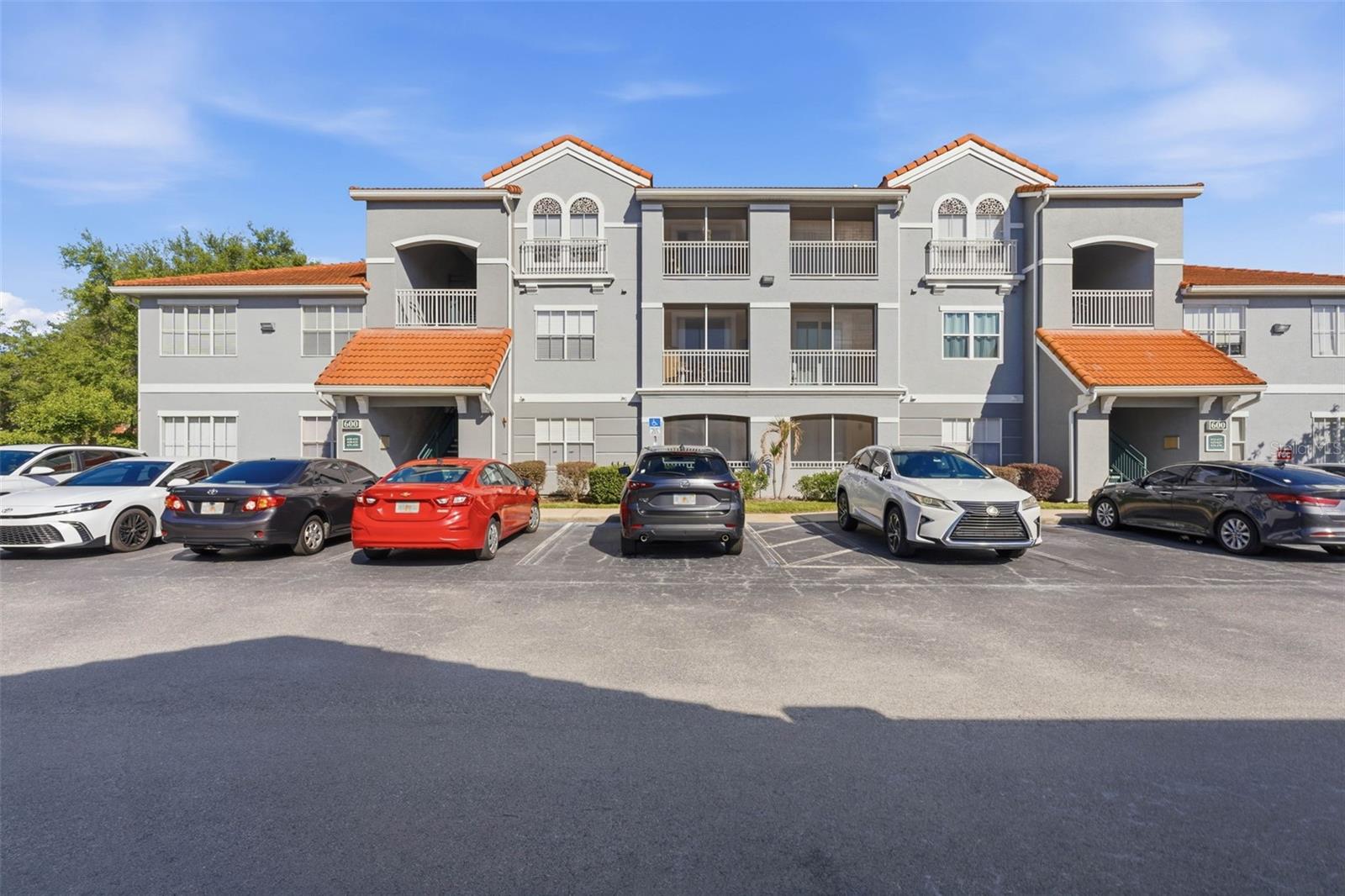 18001 RICHMOND PLACE DR #613, TAMPA, FL, 33647