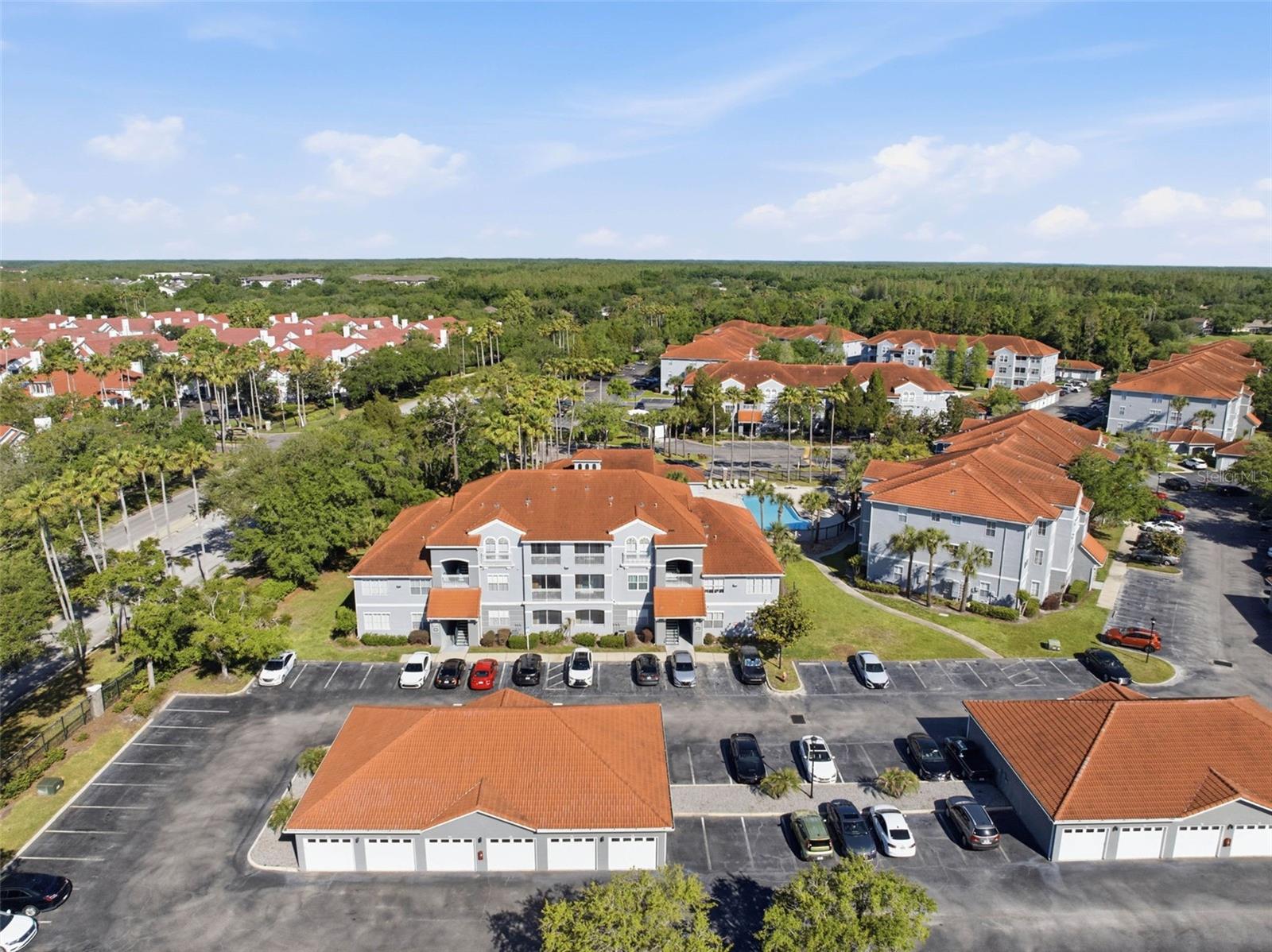 18001 RICHMOND PLACE DR #613, TAMPA, FL, 33647