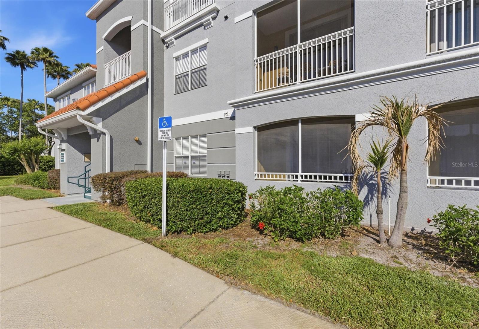 18001 RICHMOND PLACE DR #613, TAMPA, FL, 33647